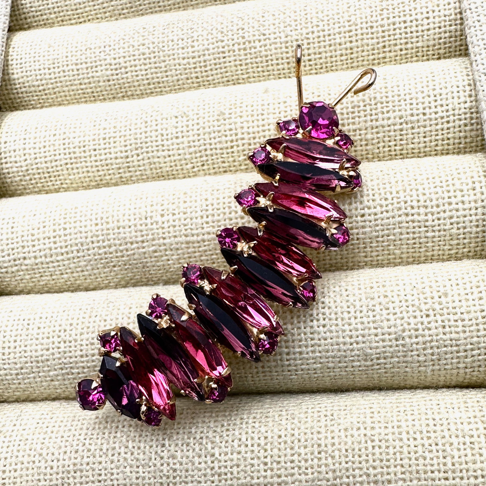 Vintage Purple and Pink Rhinestone Gold Tone Caterpillar Bug Pin Brooch 2.5 Inch Love this little (1 of 2)