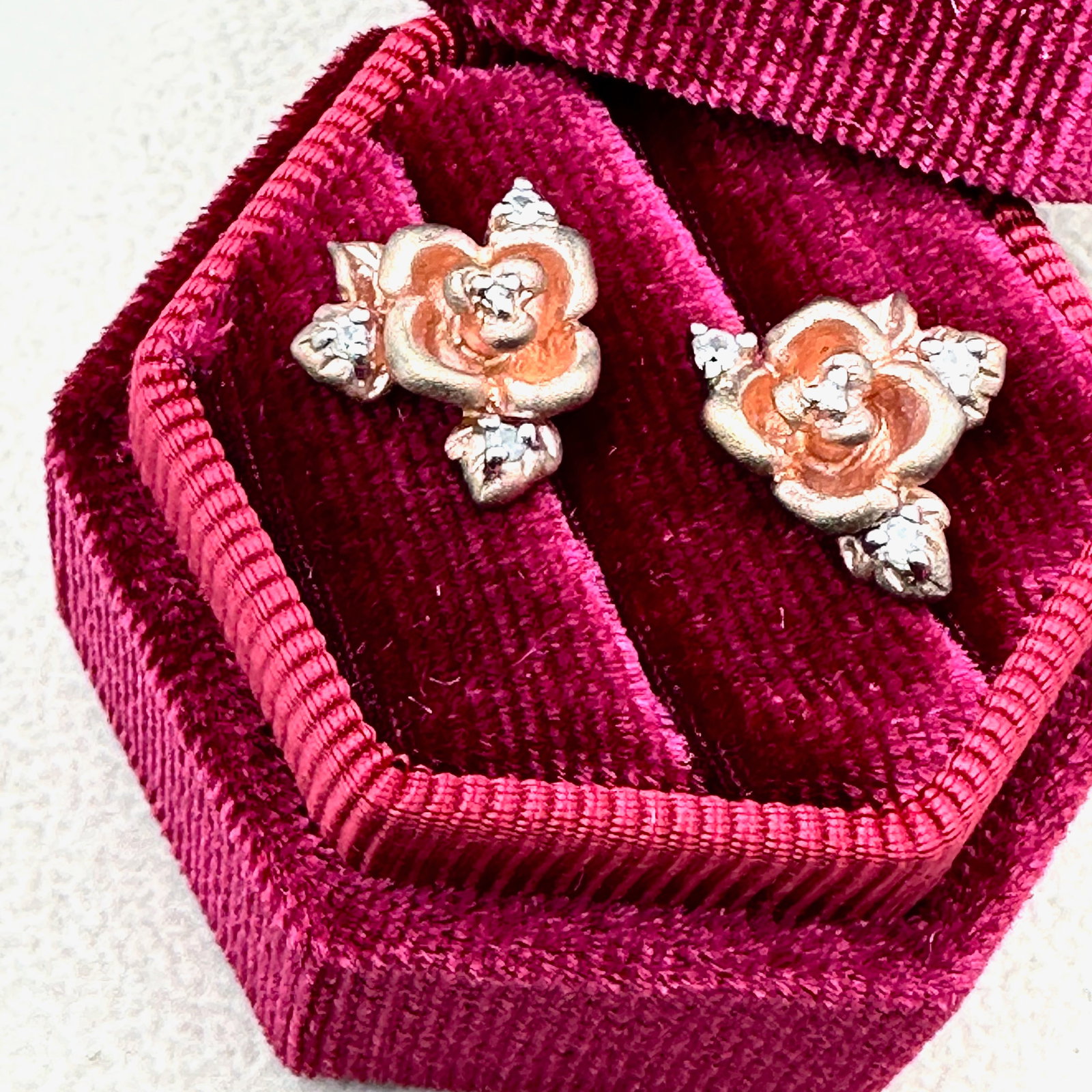 Black Hills Gold Diamond Pierced Stud Earrings Box Included (1 of 2)