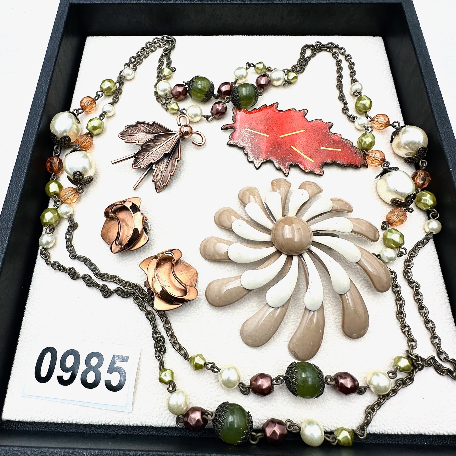 Vintage Jewelry Collection Group Lot (1 of 2)