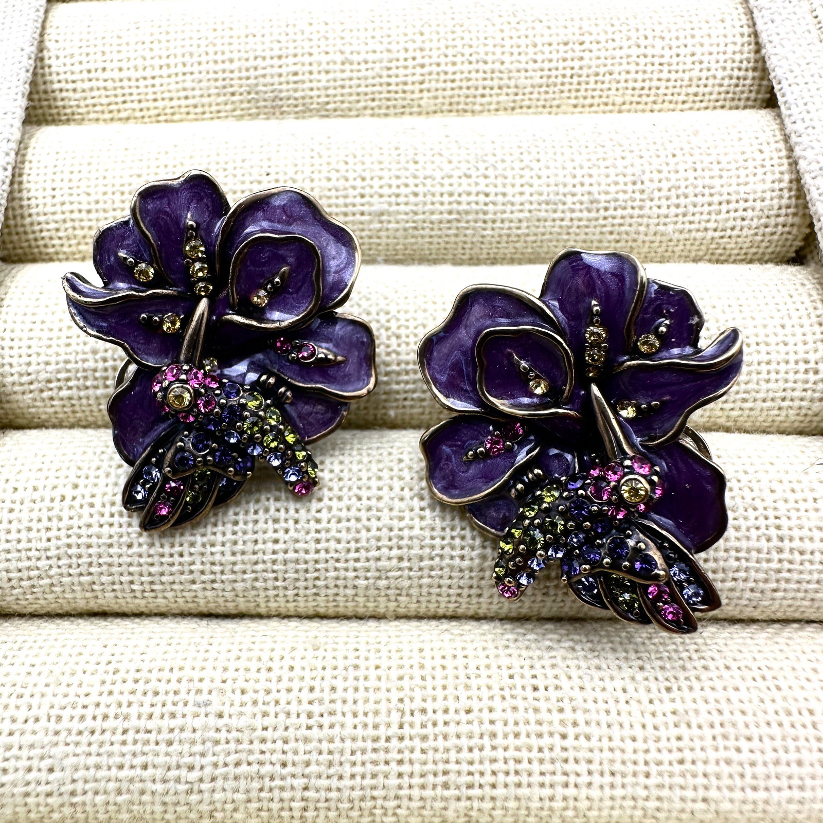 Heidi Daus Enamel and Crystal Humming Bird Bronze Tone Clip Earrings 1 Inch (1 of 2)