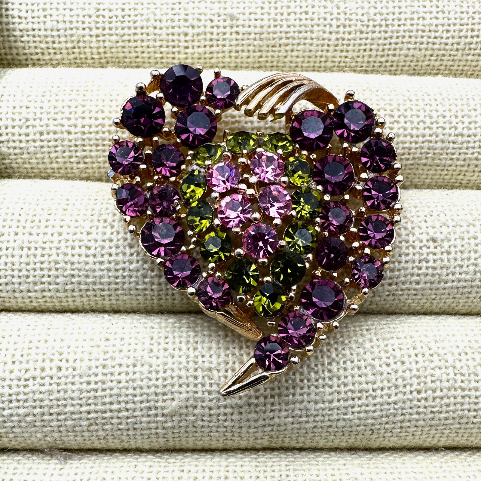 Vintage Purple Green Glass Rhinestone Gold Tone Heart Brooch Pin 2 Inch (1 of 2)