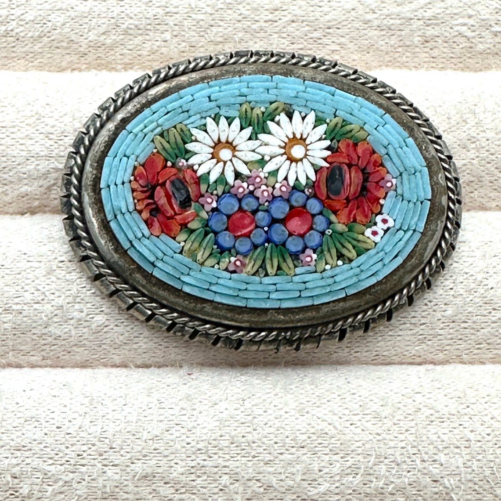 Vintage Multicolor Glass Micro Mosaic Silver Tone Brooch Pin 1.5 Inch (1 of 2)
