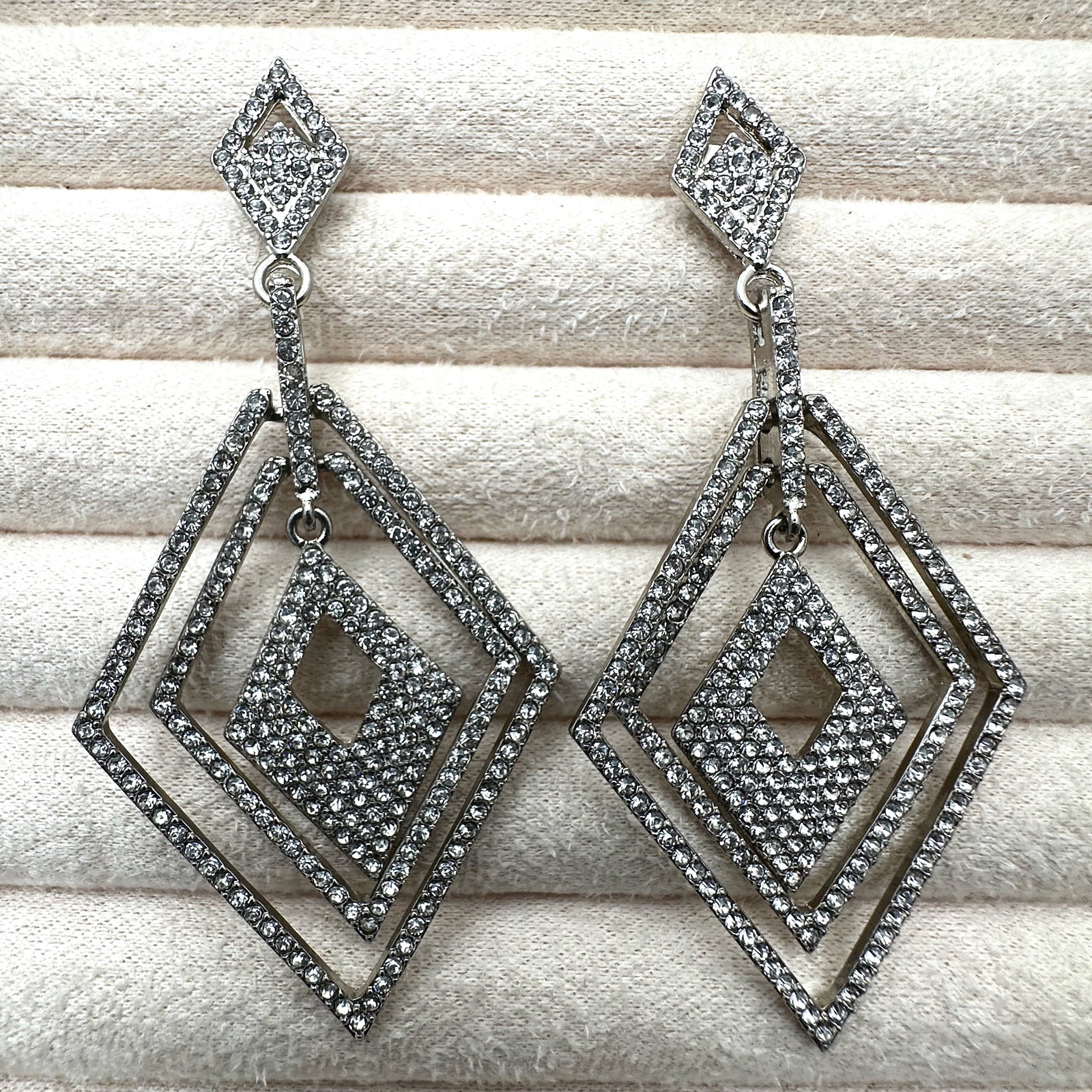 Clear Crystal Silver Tone Pierced Chandelier Earrings 3 Inch Length: Clear Crystal Silver Tone Pierced Chandelier Earrings 3 Inch Length