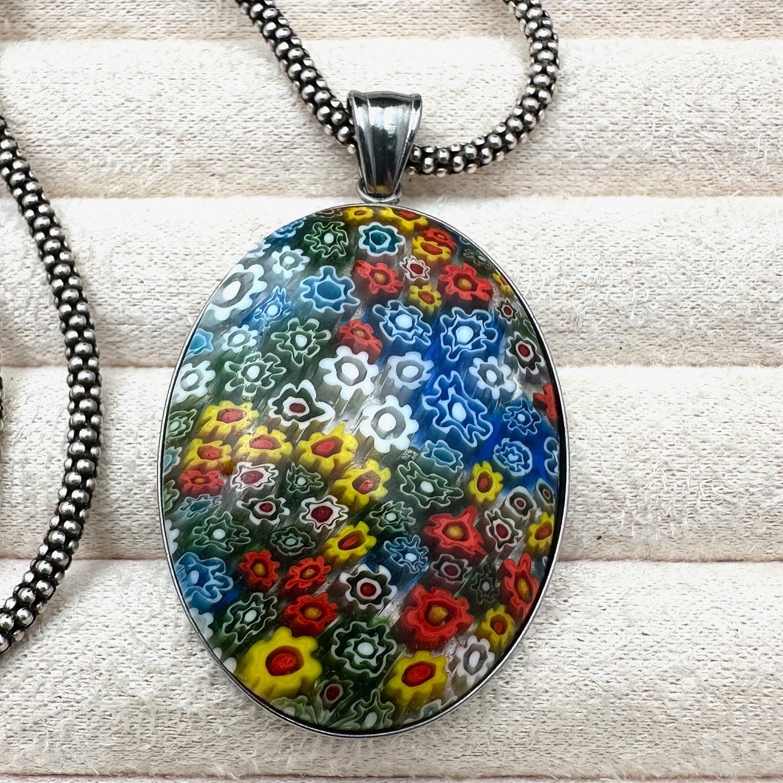 Vintage Multicolor Murano Glass Pendant Necklace Silver Tone Chain 16 Inch: Vintage Multicolor Murano Glass Pendant Necklace Silver Tone Chain 16 Inch