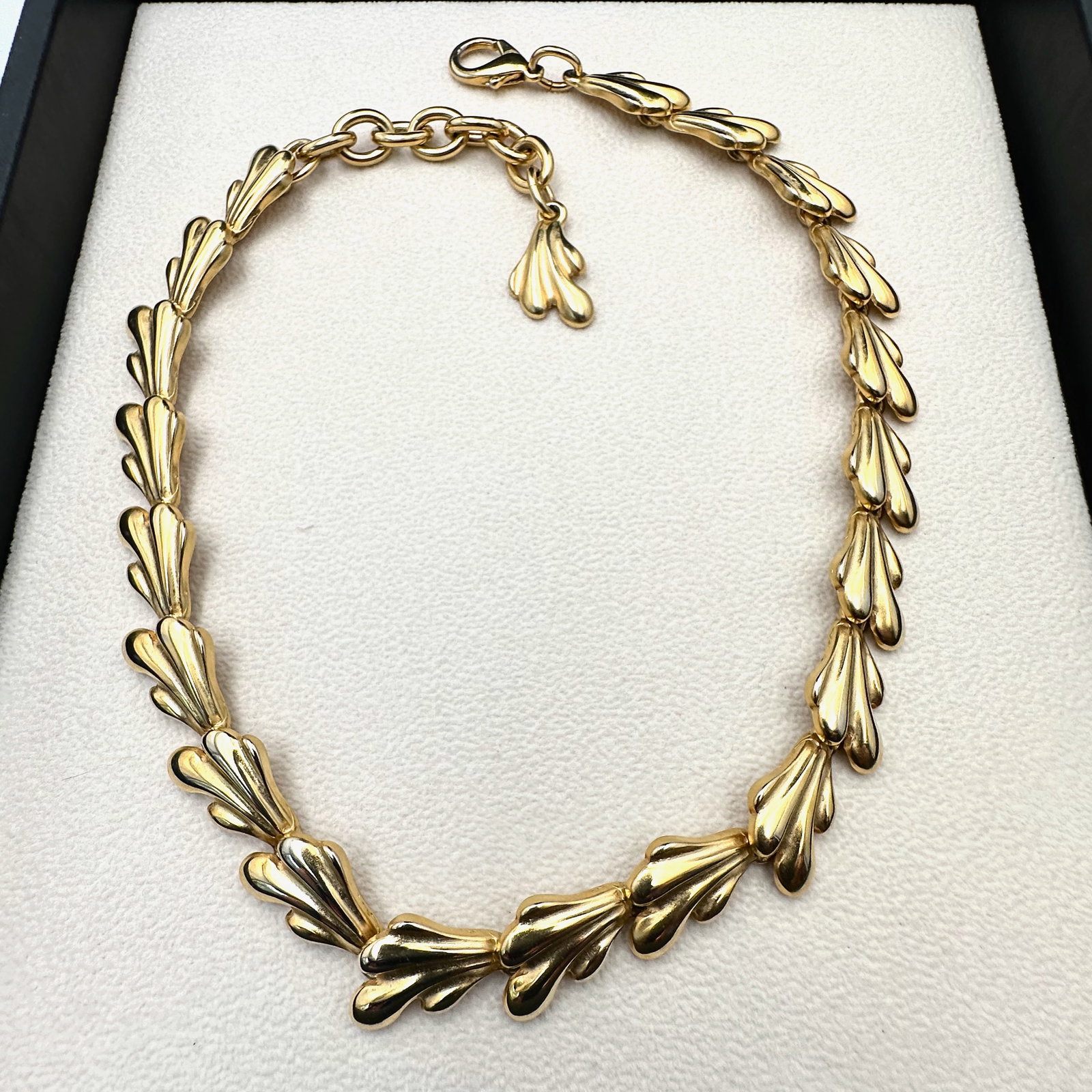 Erwin Pearl Matte Gold Tone Necklace Leaf Design 17 Inch: Erwin Pearl Matte Gold Tone Necklace Leaf Design 17 Inch