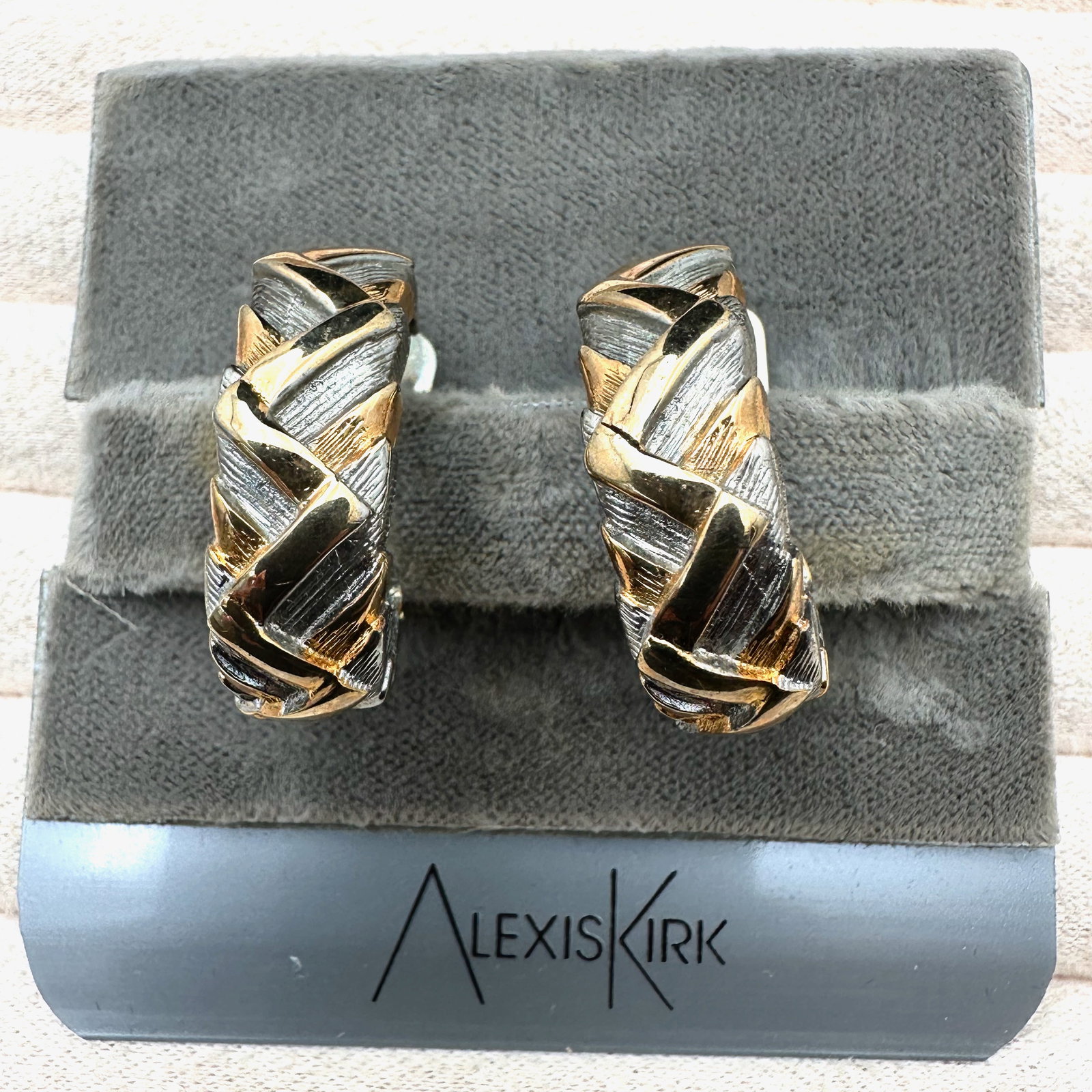 Alexis Kirk Silver And Gold tone Clip Hoop Earrings 1.5 Inch (1 of 2)