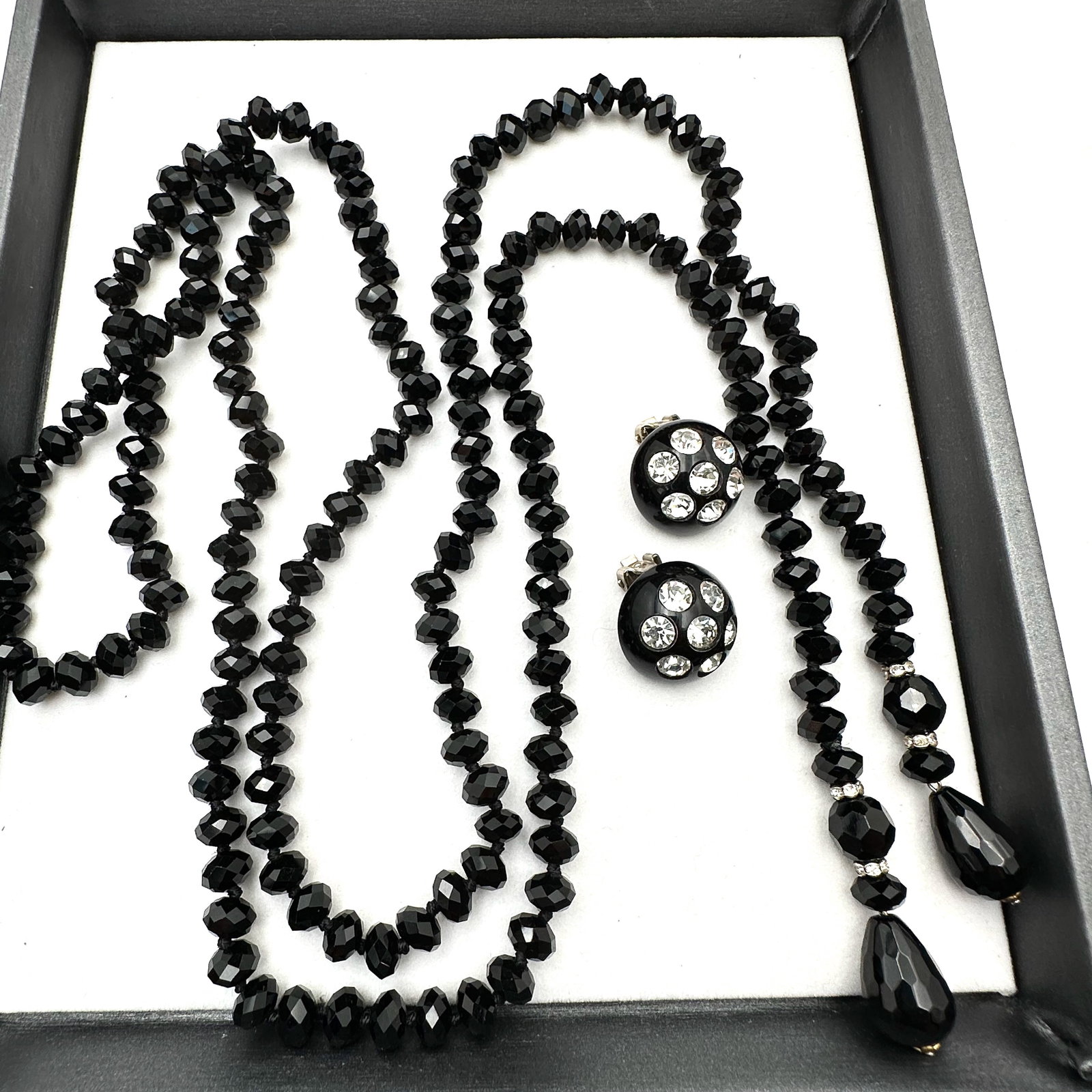 Vintage Black Faceted Glass Bead Lariat Style Necklace with Clip Black Enamel Crystal Earrings: Vintage Black Faceted Glass Bead Lariat Style Necklace with Clip Black Enamel Crystal Earrings