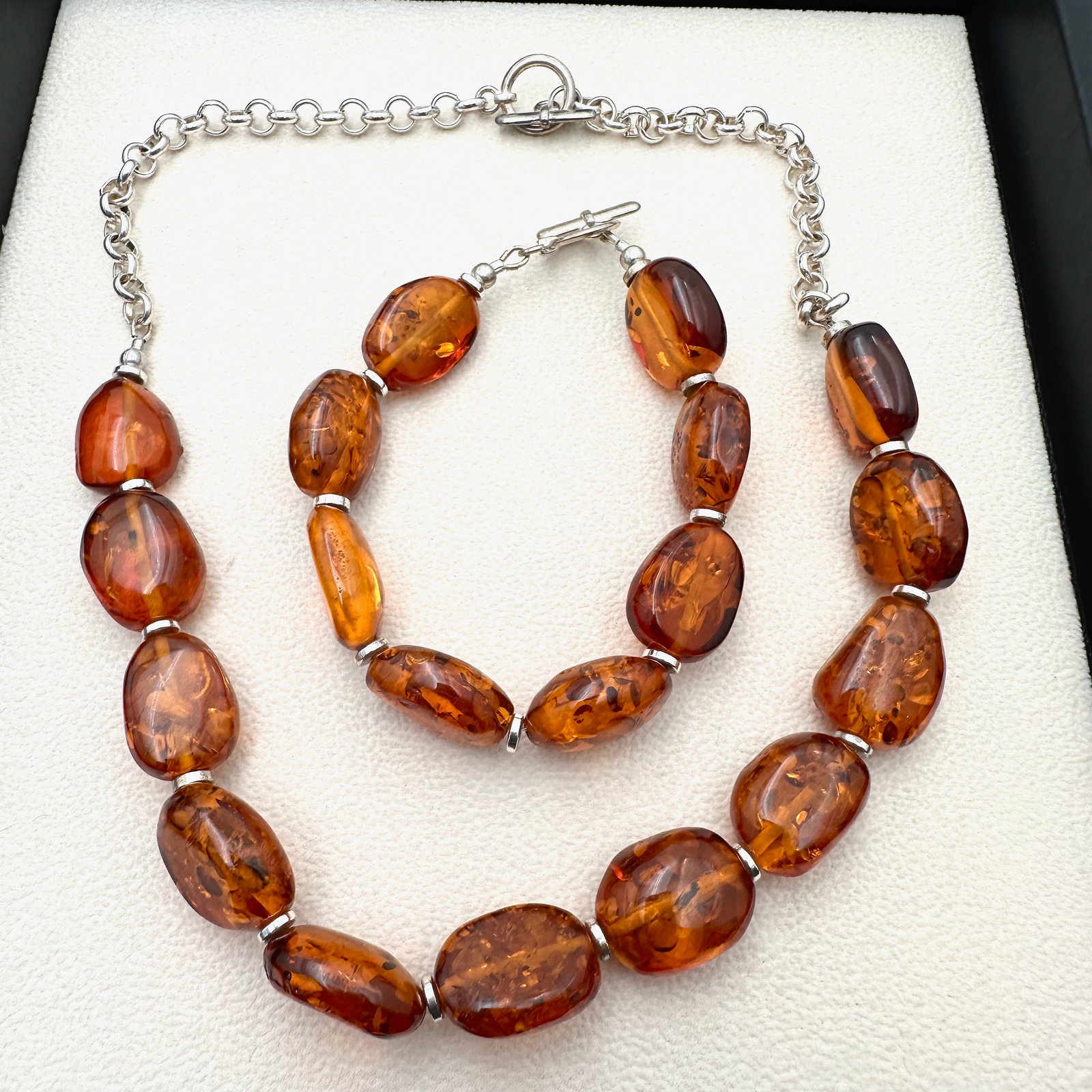 Natural Amber Bead Silver Plated 16 Inch Necklace and 8 Inch Bracelet Set: Natural Amber Bead Silver Plated 16 Inch Necklace and 8 Inch Bracelet Set