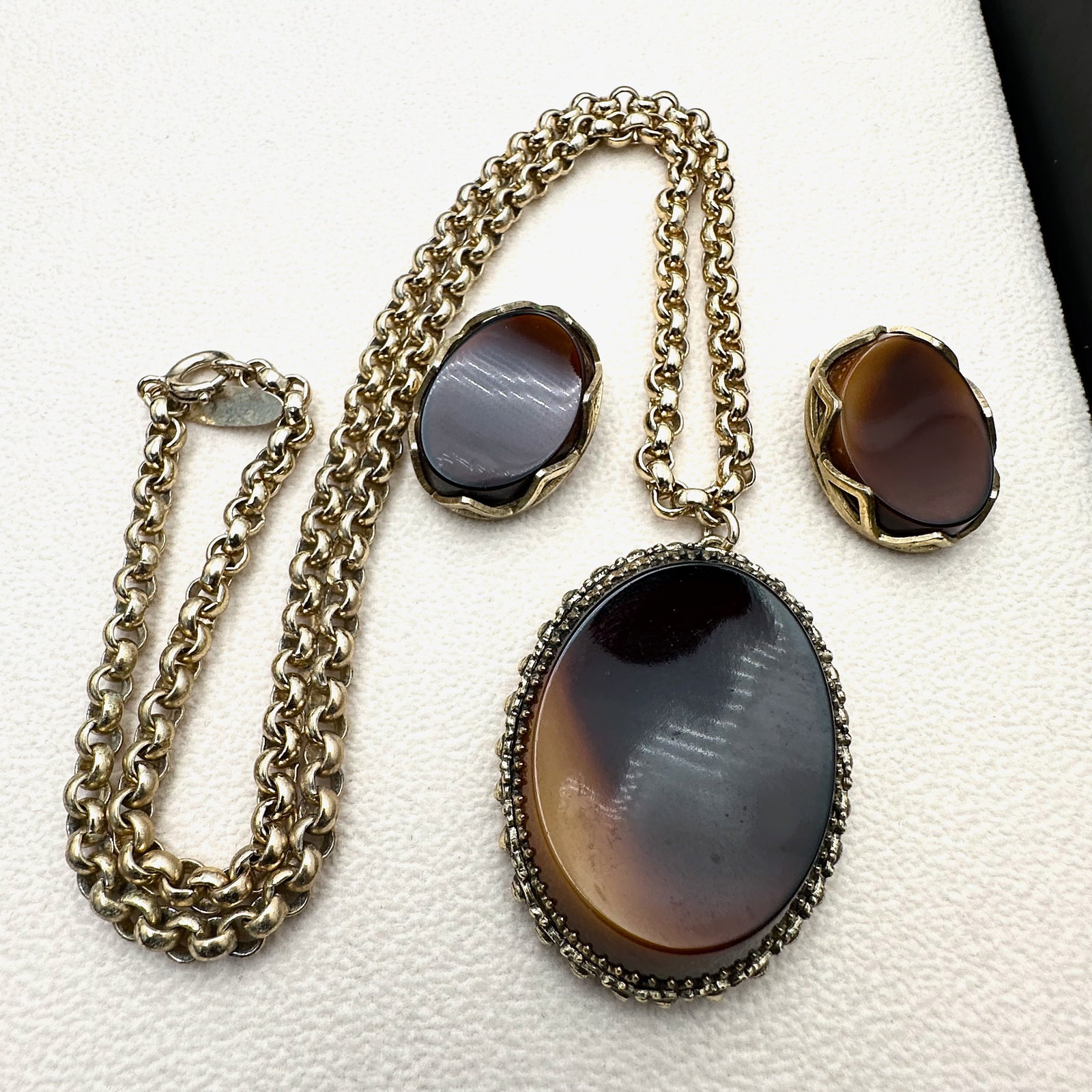 Vintage Whiting and Davis Amber Slag Glass Gold Tone Pendant Necklace and Clip Earrings: Vintage Whiting and Davis Amber Slag Glass Gold Tone Pendant Necklace and Clip Earrings