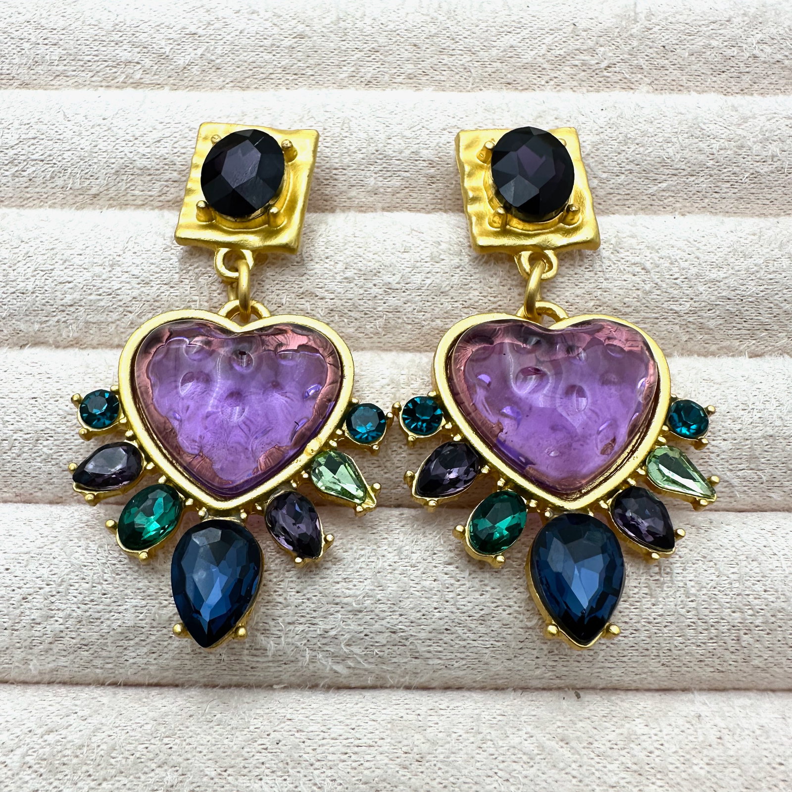 Modern Gripoix Glass Style Multicolor Matte Gold Tone Pierced Earrings 2 Inch: Modern Gripoix Glass Style Multicolor Matte Gold Tone Pierced Earrings 2 Inch