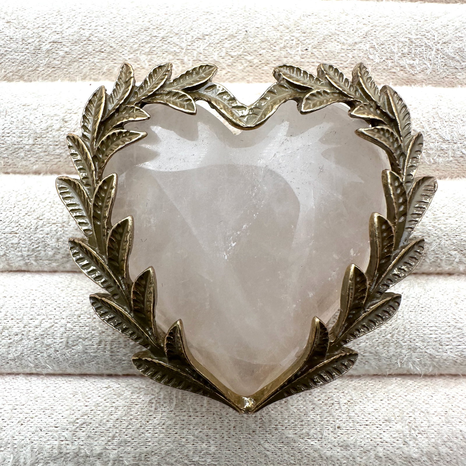 Rose Quartz Heart Gold Tone Brooch Pin 2 Inch (1 of 2)