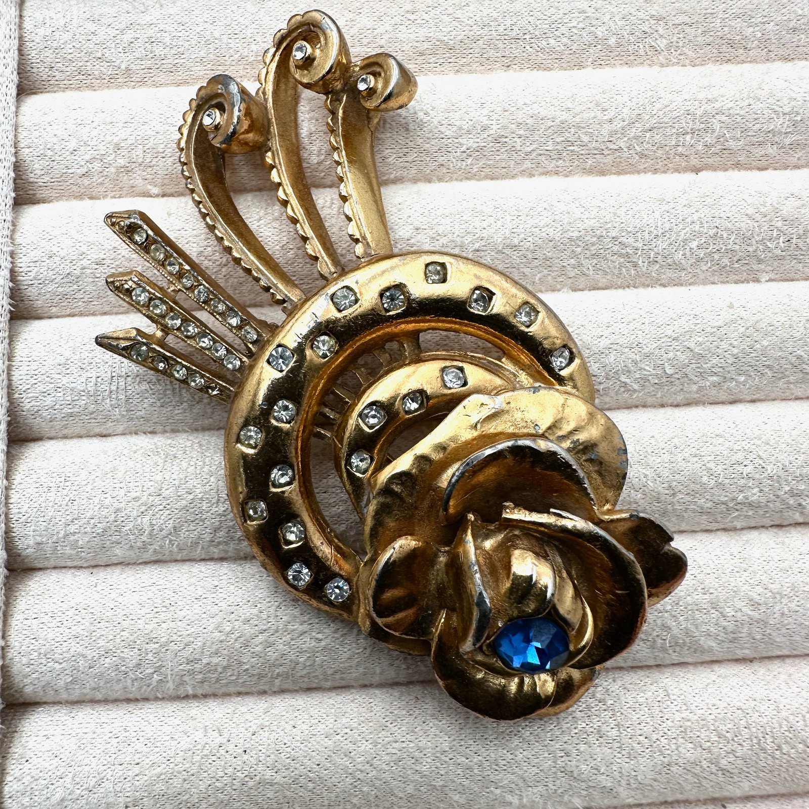 Antique Vintage 1930s 1940s Era Gold Gilt Pot Metal Large Flower Brooch Pin 3.5 Inch (1 of 2)