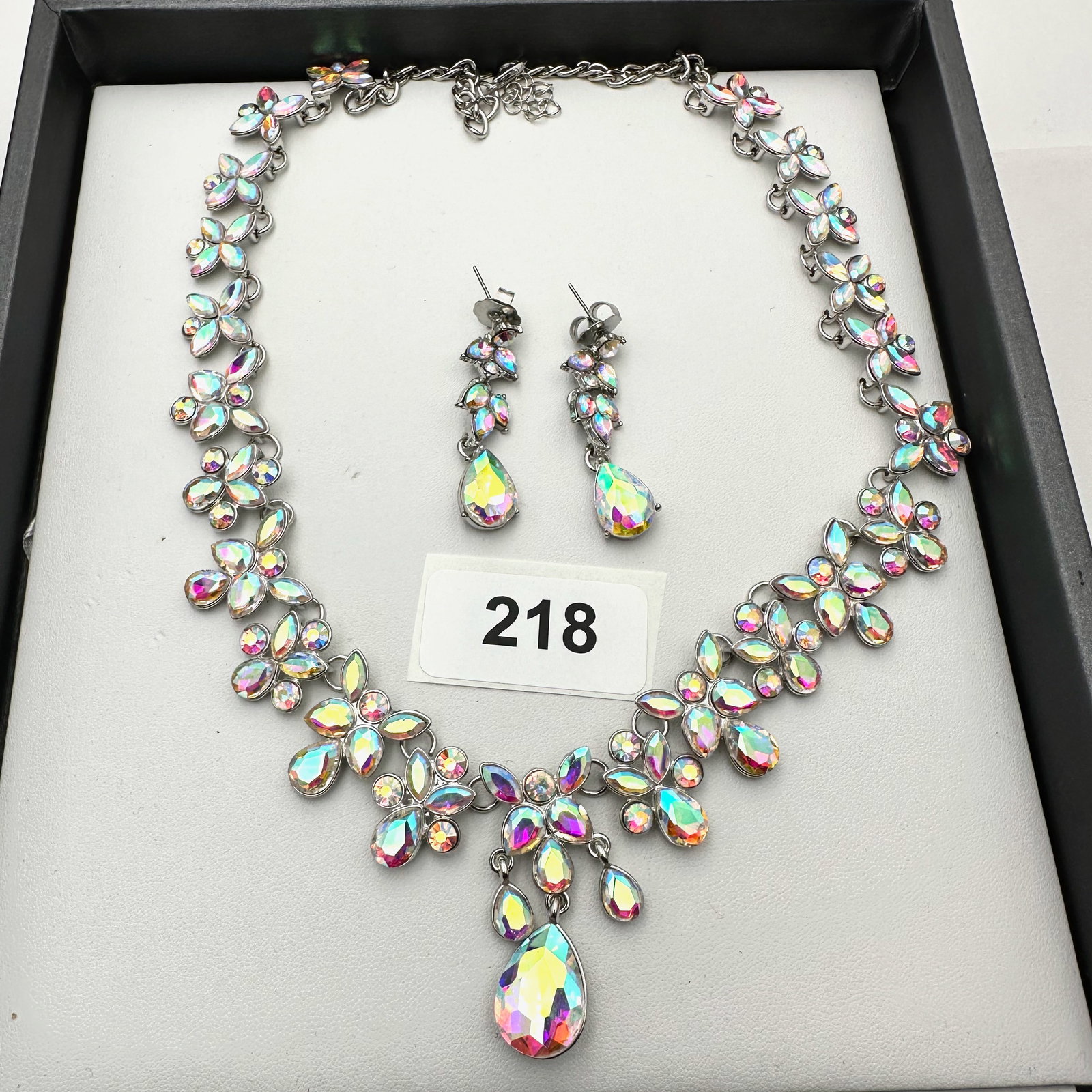 Aurora Borealis Crystal Silver Tone Necklace and Pierced Chandelier Earrings: Aurora Borealis Crystal Silver Tone Necklace and Pierced Chandelier Earrings