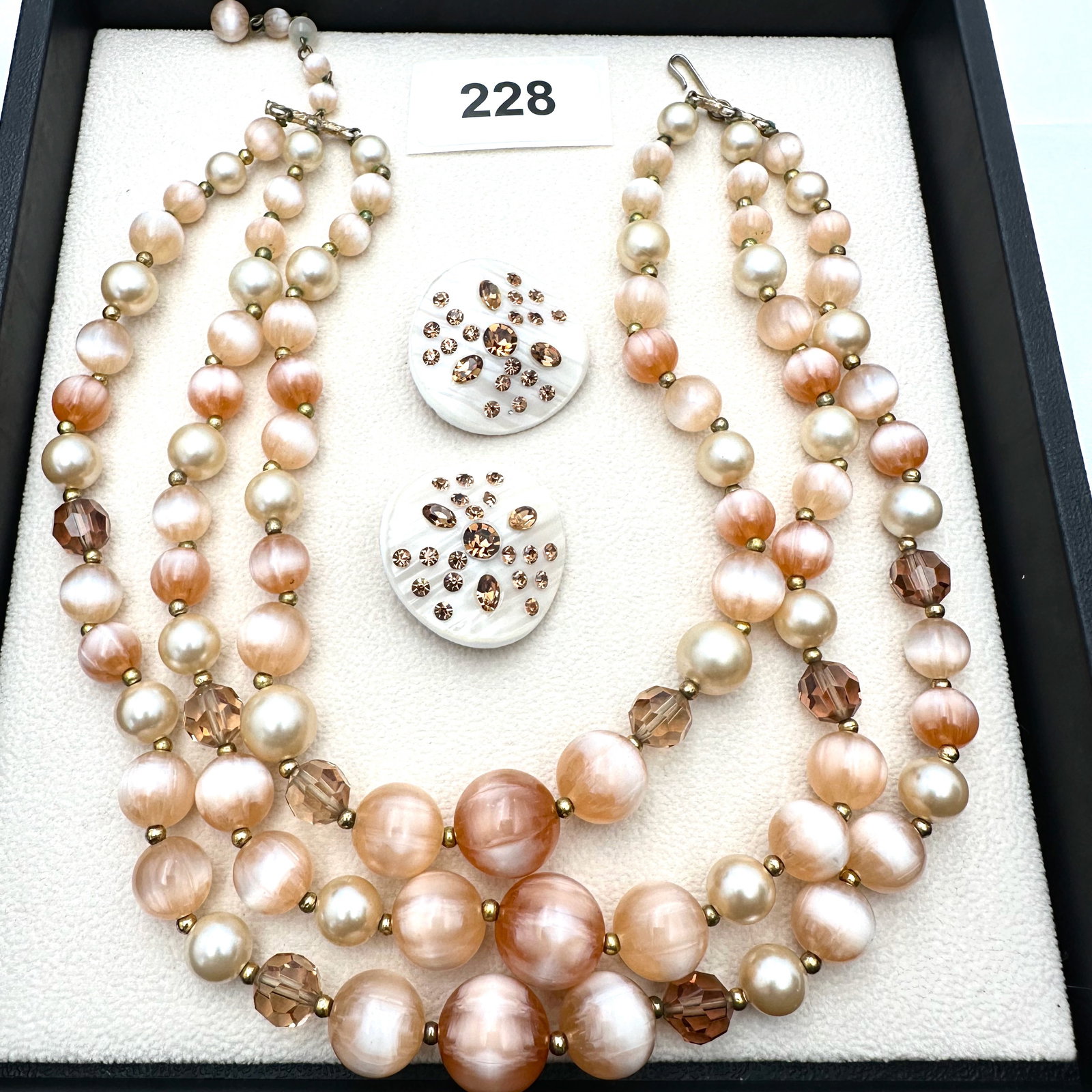 Jewelry Group Lot Vintage Lucite Crystal Clip Earrings Multi Strand Necklace Beige Peach (1 of 2)