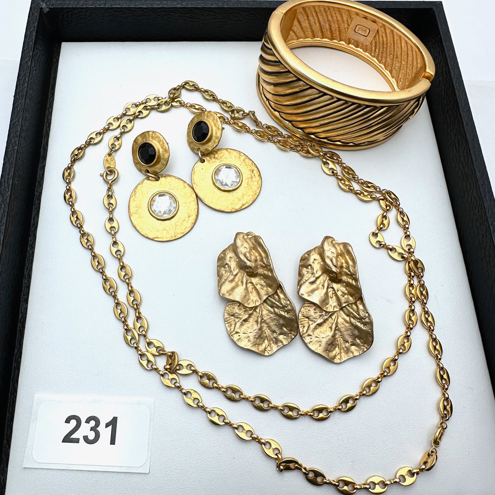 Jewelry Group Lot Gold Tone Matte Earrings Hinged Bangle Bracelet Mariner Link Chain Necklace: Jewelry Group Lot Gold Tone Matte Earrings Hinged Bangle Bracelet Mariner Link Chain Necklace