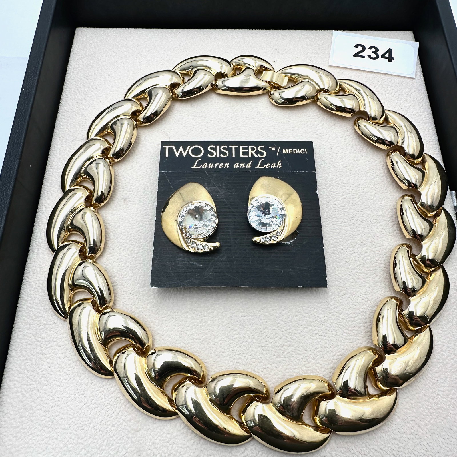Jewelry Group Lot Gold Tone Braided Design Choker Necklace Two Sisters Clip Earrings (1 of 2)