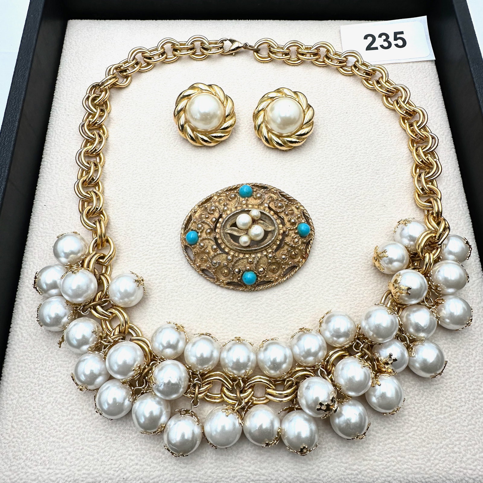 Jewelry Group Lot Gold Tone Faux Pearl Cha Cha Necklace Etruscan Brooch Clip Earrings: Jewelry Group Lot Gold Tone Faux Pearl Cha Cha Necklace Etruscan Brooch Clip Earrings