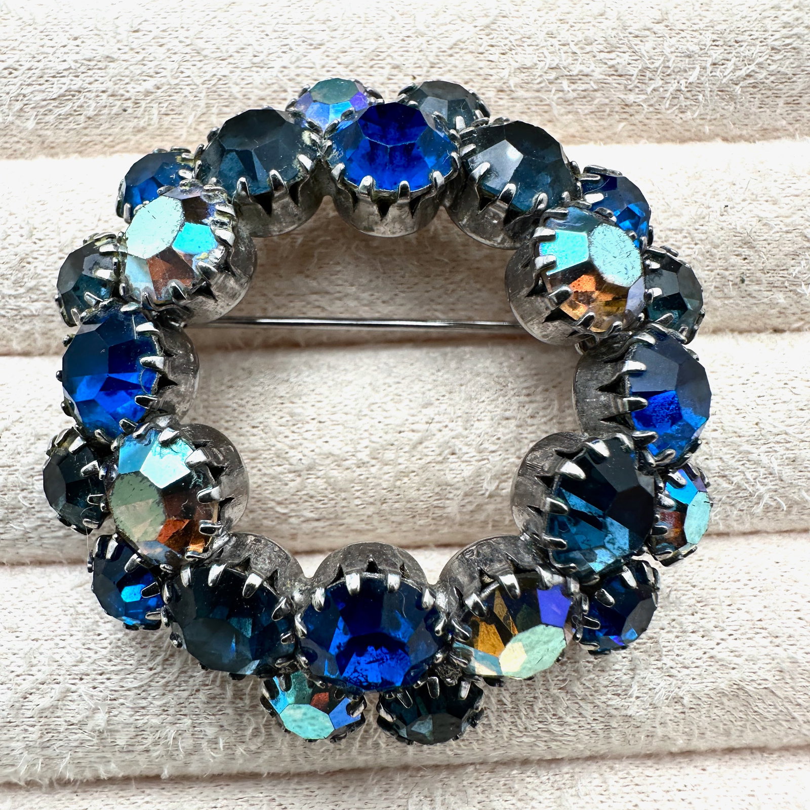 Vintage Blue Grey Glass Rhinestone Silver tone Brooch Pin 2 Inch (1 of 2)