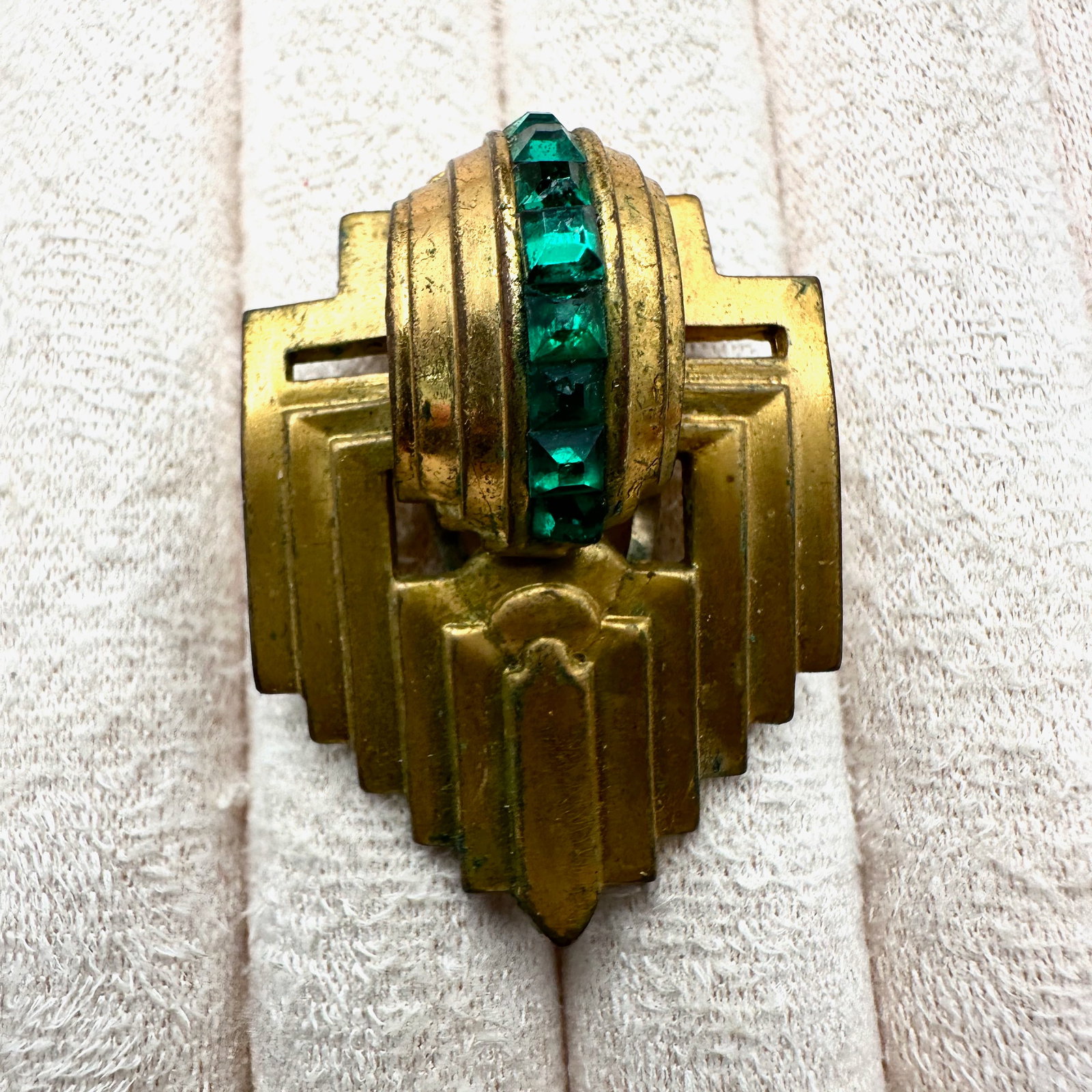 Antique Art Deco Green Rhinestone Gold Tone Fur Dress Clip 1.5 Inch (1 of 2)
