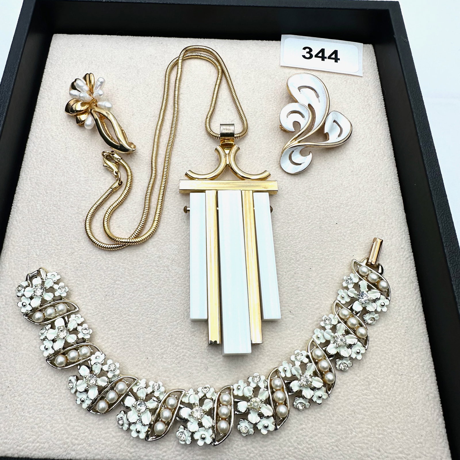 Vintage Jewelry Group BSK Enamel Flower Bracelet White Gold Pendant Necklace Assorted Brooches (1 of 2)