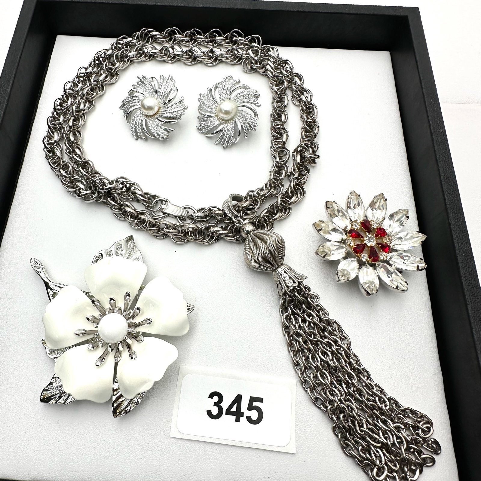 Vintage Jewelry Group Original By Robert Brooch Sarah Cov Enamel Flower Pin Silver Tone Necklace: Vintage Jewelry Group Original By Robert Brooch Sarah Cov Enamel Flower Pin Silver Tone Necklace