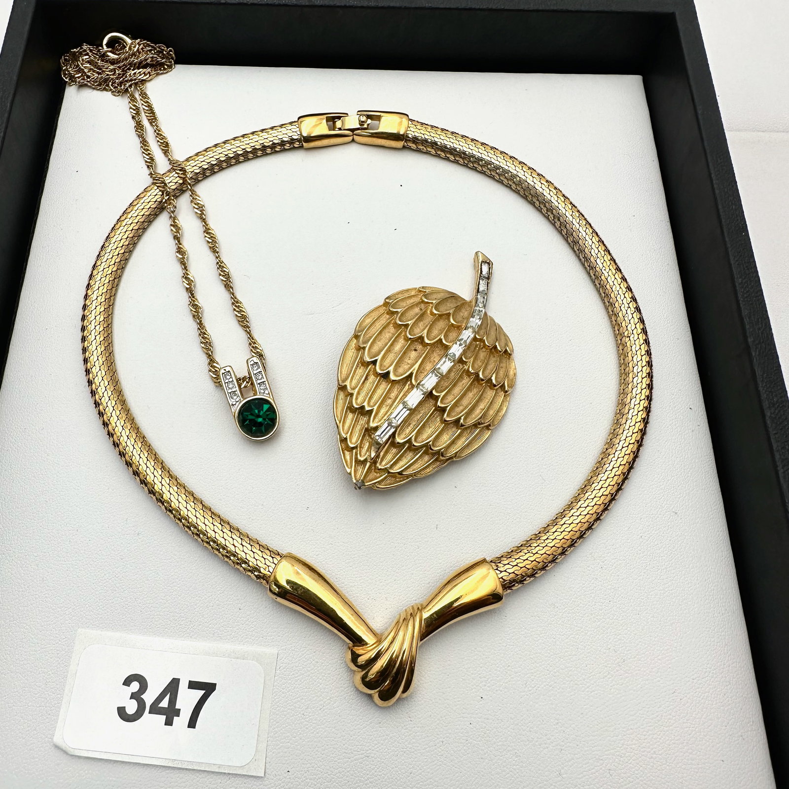 Vintage Jewelry Group Emerald Green Crystal Necklace Monet Choker Pakula Brooch Pin: Vintage Jewelry Group Emerald Green Crystal Necklace Monet Choker Pakula Brooch Pin