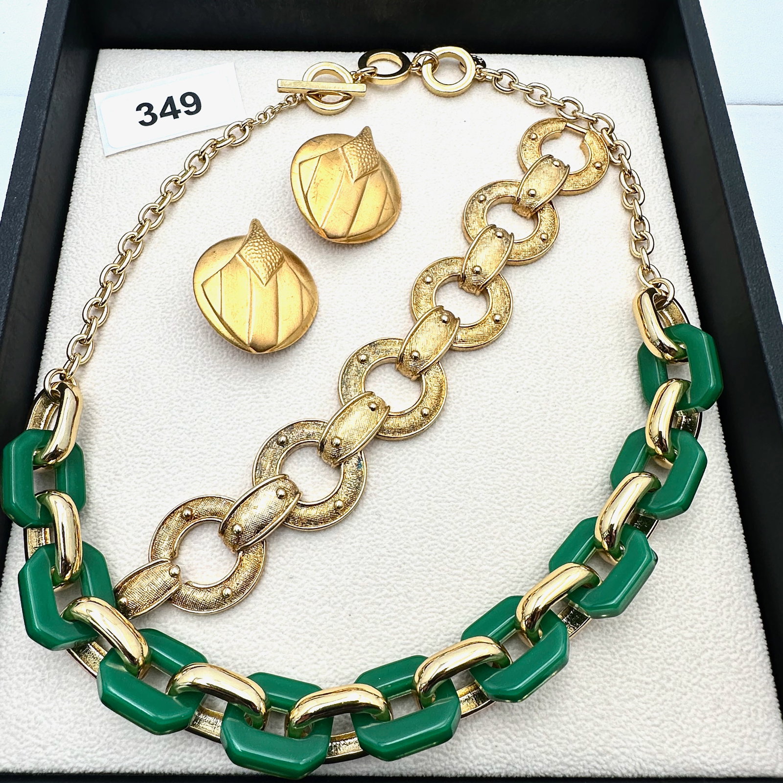 Vintage Jewelry Group Gold Tone Necklace Bracelet and Clip Earrings (1 of 2)