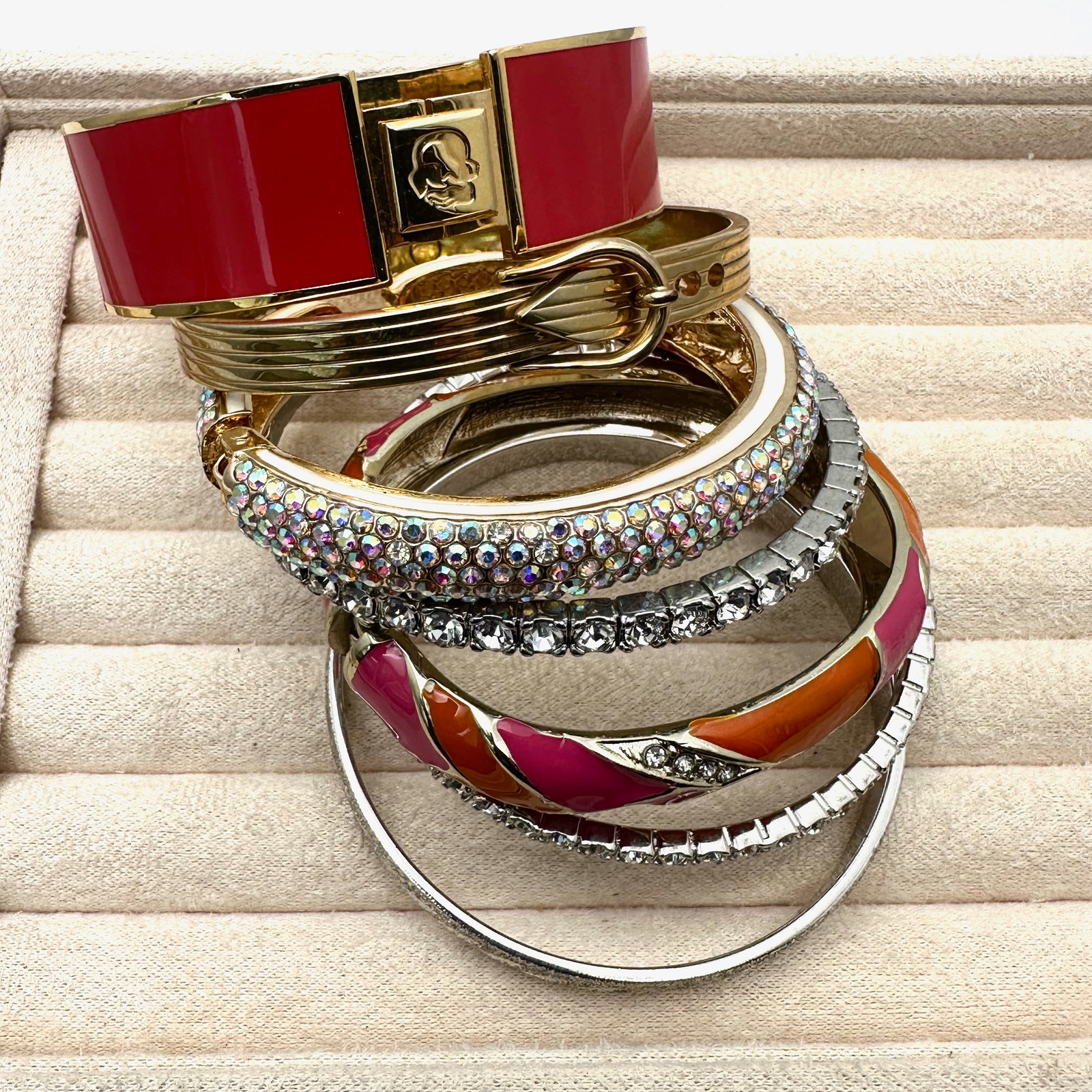 Group Lot of Costume Bracelets Silver Tone Gold Tone Enamel Crystals: Group Lot of Costume Bracelets Silver Tone Gold Tone Enamel Crystals