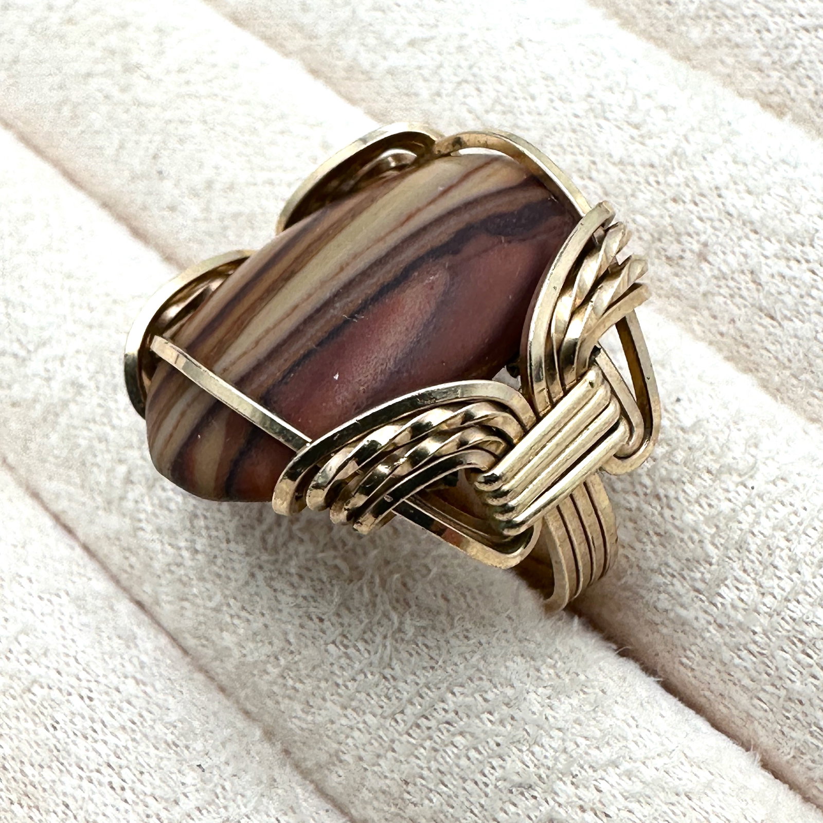 Vintage Gold Filled Ring Size 8 Unusual Stone (1 of 2)