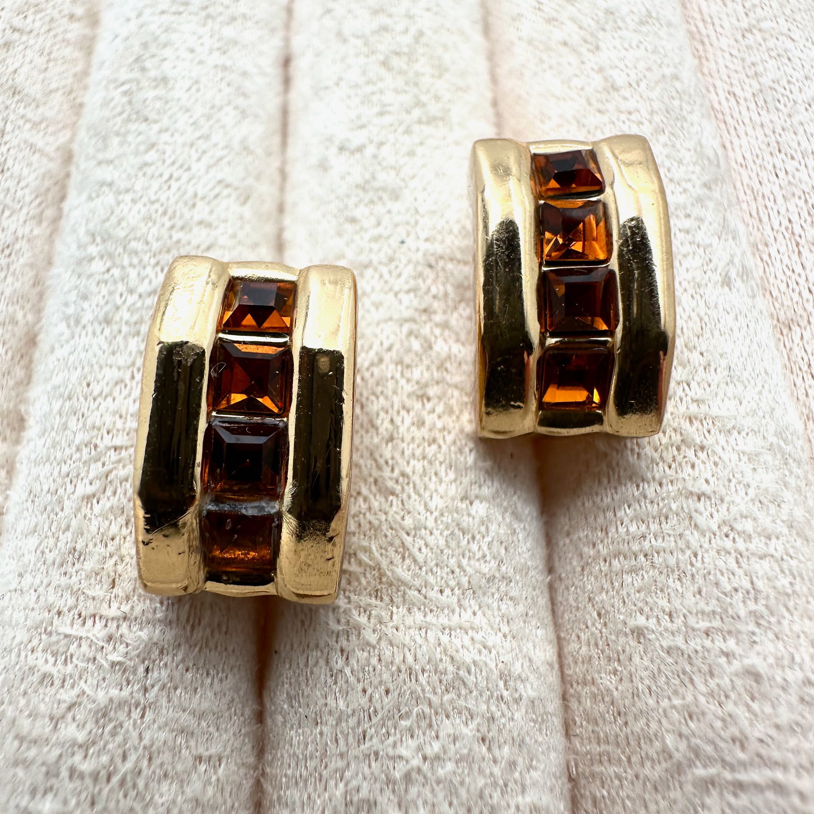 Vintage Christian Dior Amber Crystal Gold Tone Clip Earrings: Vintage Christian Dior Amber Crystal Gold Tone Clip Earrings