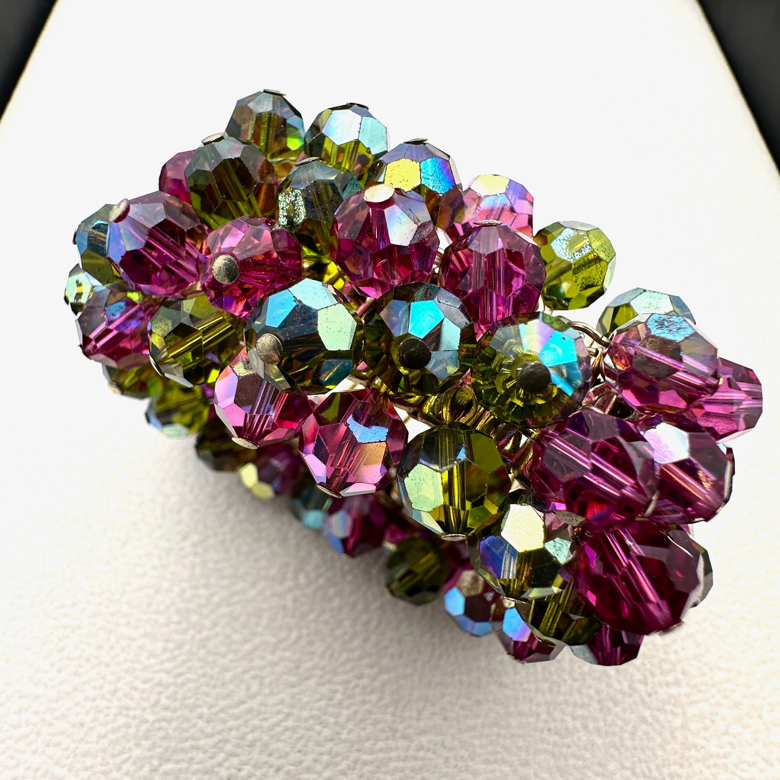 Vintage Dark Pink and Green Aurora Borealis Crystal Bead Gold Tone Expansion Bracelet: Vintage Dark Pink and Green Aurora Borealis Crystal Bead Gold Tone Expansion Bracelet