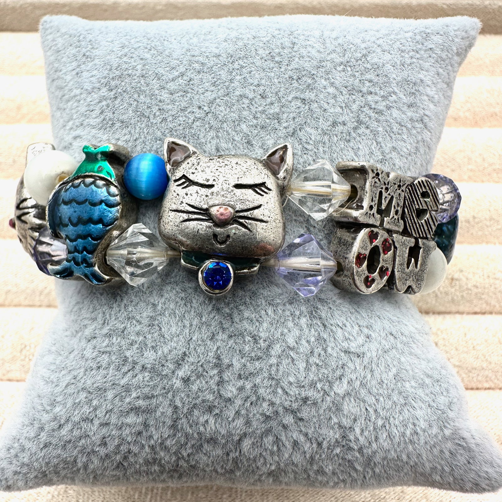 Silver Tone Cat Lover Bracelet Adjustable Size: Silver Tone Cat Lover Bracelet Adjustable Size