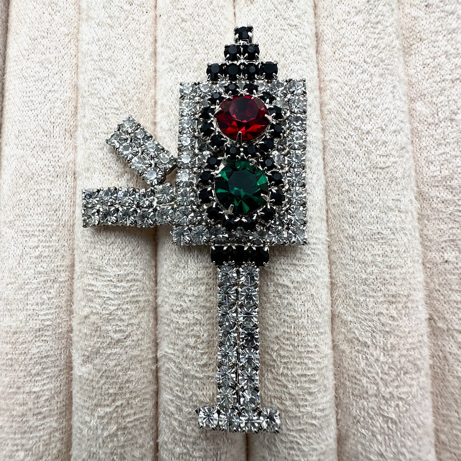 Vintage Traffic Light Glass Rhinestone Silver Tone Brooch Pin 2.5 Inch: Vintage Traffic Light Glass Rhinestone Silver Tone Brooch Pin 2.5 Inch