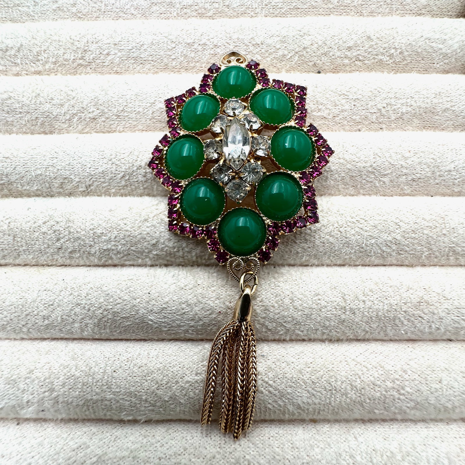 Green Cabochon Pink and Clear Rhinestone Gold Tone Brooch Pin 3 Inch: Green Cabochon Pink and Clear Rhinestone Gold Tone Brooch Pin 3 Inch