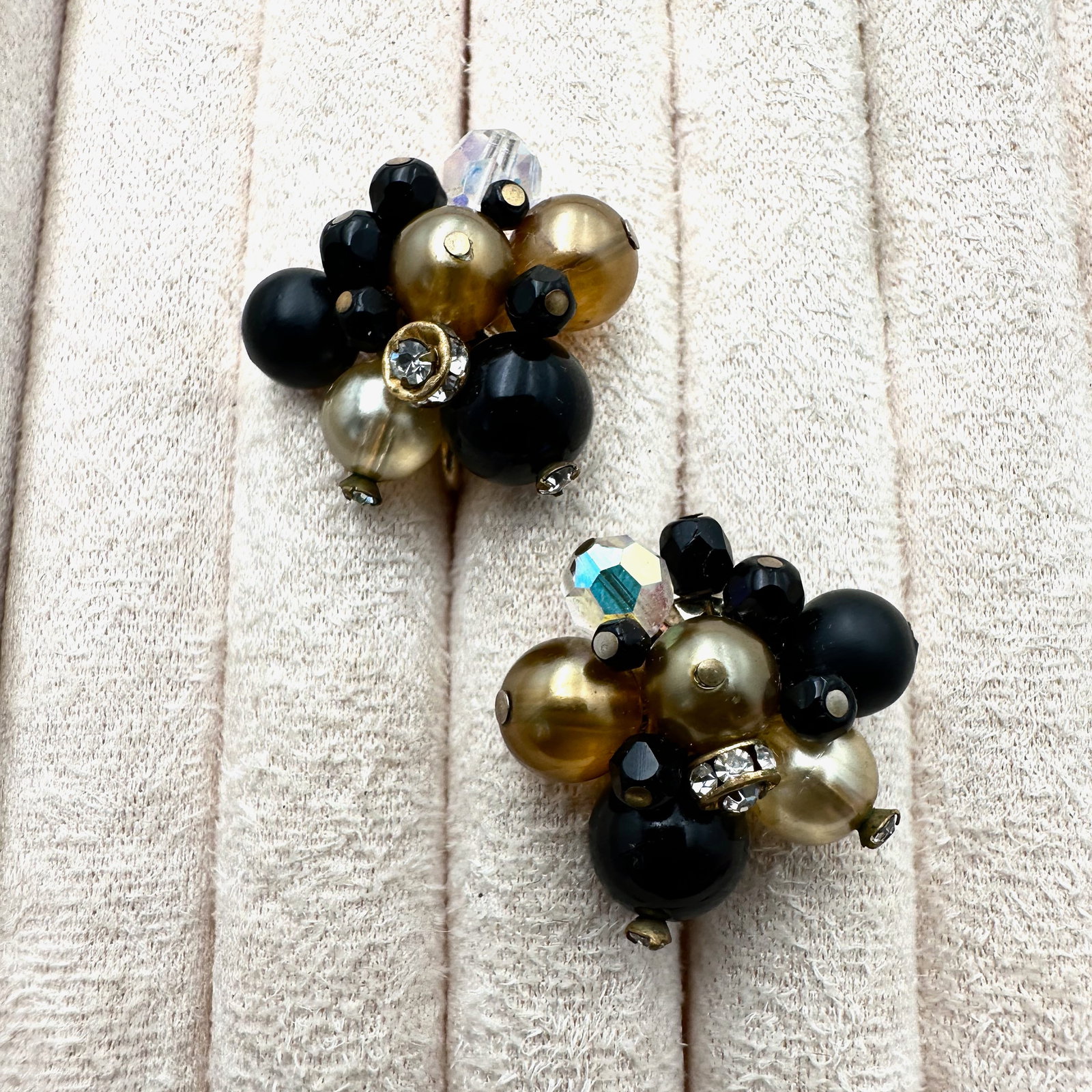 Vintage Vendome Black Gold and Clear Rhinestone Gold Tone Clip Earrings 1.25 Inch: Vintage Vendome Black Gold and Clear Rhinestone Gold Tone Clip Earrings 1.25 Inch