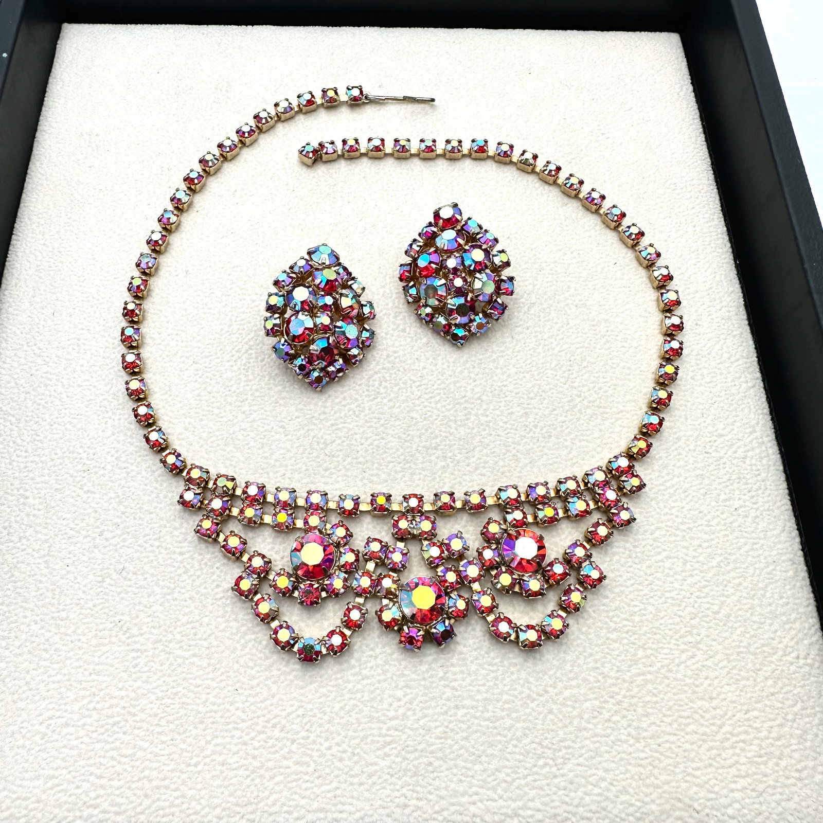 Vintage Red Aurora Borealis Glass Rhinestone Gold Tone 16 Inch Necklace and Clip Earrings: Vintage Red Aurora Borealis Glass Rhinestone Gold Tone 16 Inch Necklace and Clip Earrings