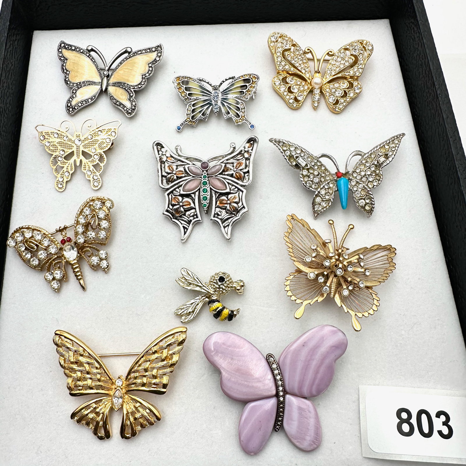 Vintage Group Jewelry Lot Figural Butterfly Gold and Silver Tone Brooches Pins (1 of 2)