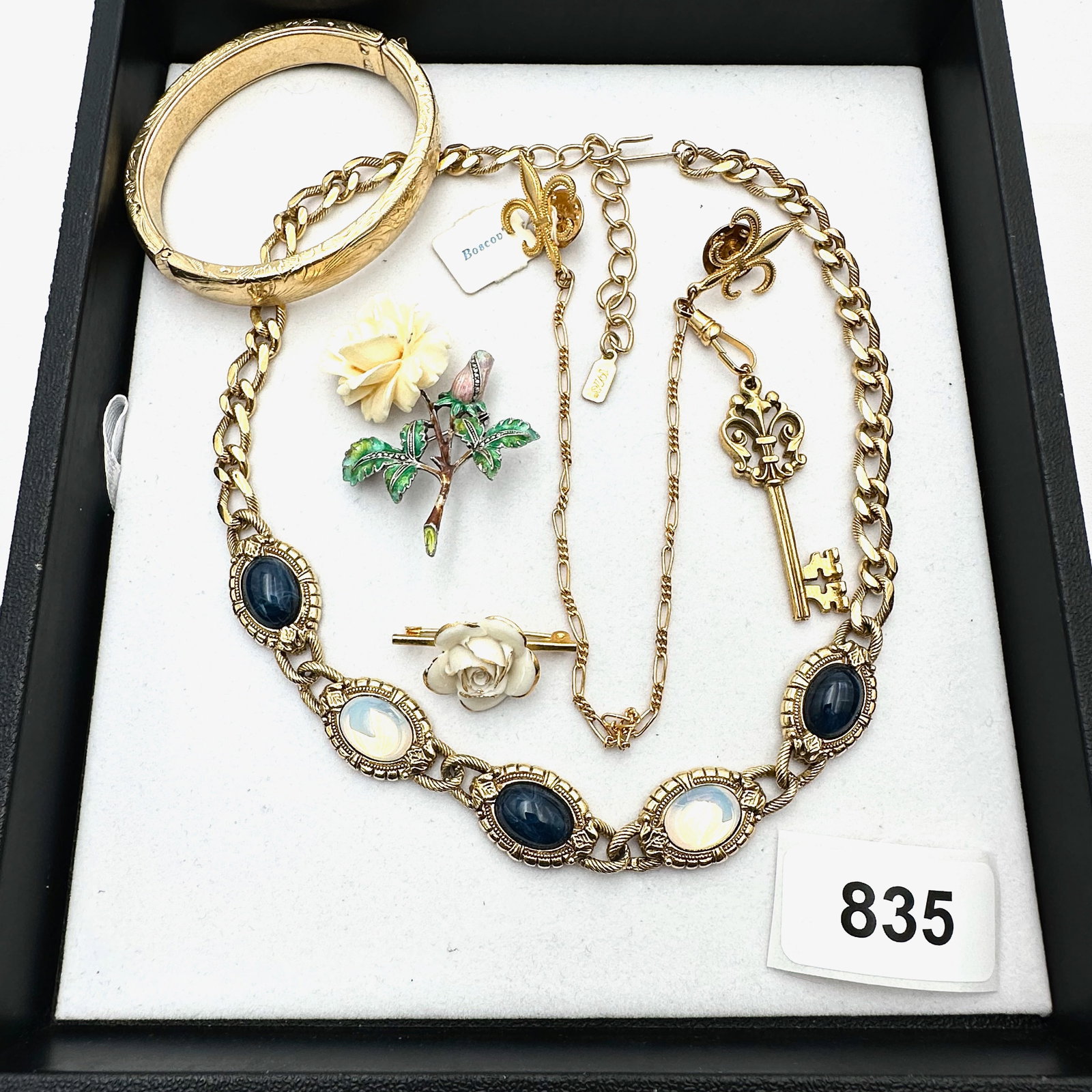 Vintage Group Jewelry Lot 1928 Brand Necklace Brooch Gold Tone Hinged Bangle Bracelet Carved Rose (1 of 2)
