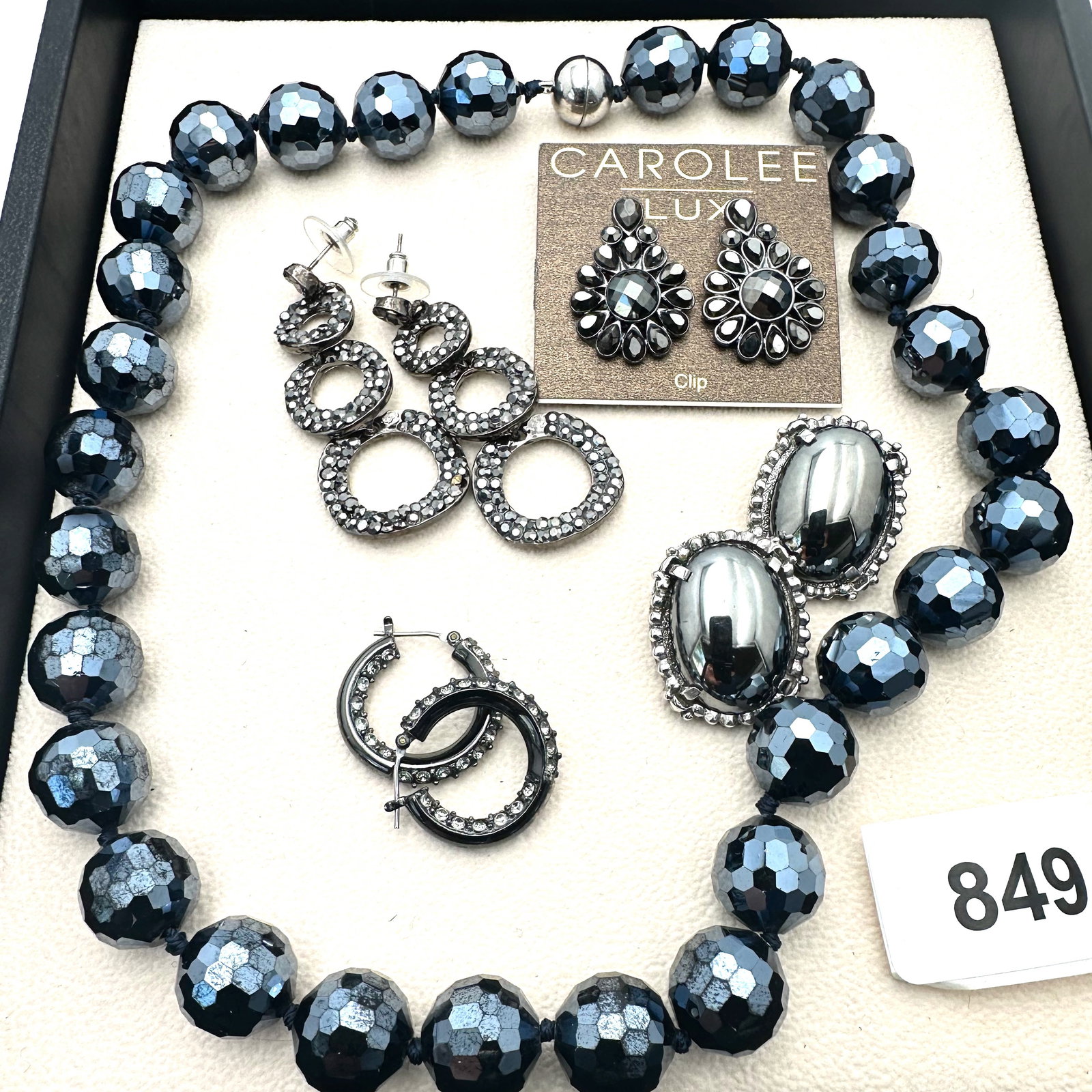 Vintage Group Jewelry Lot Faceted Black Glass Bead Necklace Coordinating Earrings: Vintage Group Jewelry Lot Faceted Black Glass Bead Necklace Coordinating Earrings