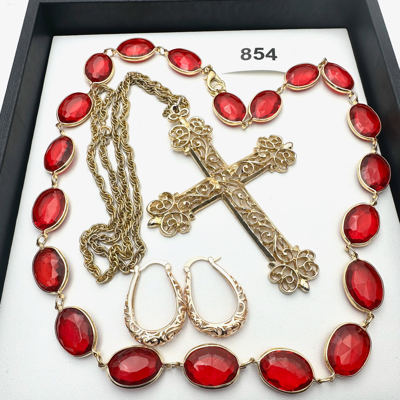 Vintage Group Jewelry Lot Red Crystal Gold Tone Necklace Large Cross Pendant Necklace and Pierced: Vintage Group Jewelry Lot Red Crystal Gold Tone Necklace Large Cross Pendant Necklace and Pierced Earrings