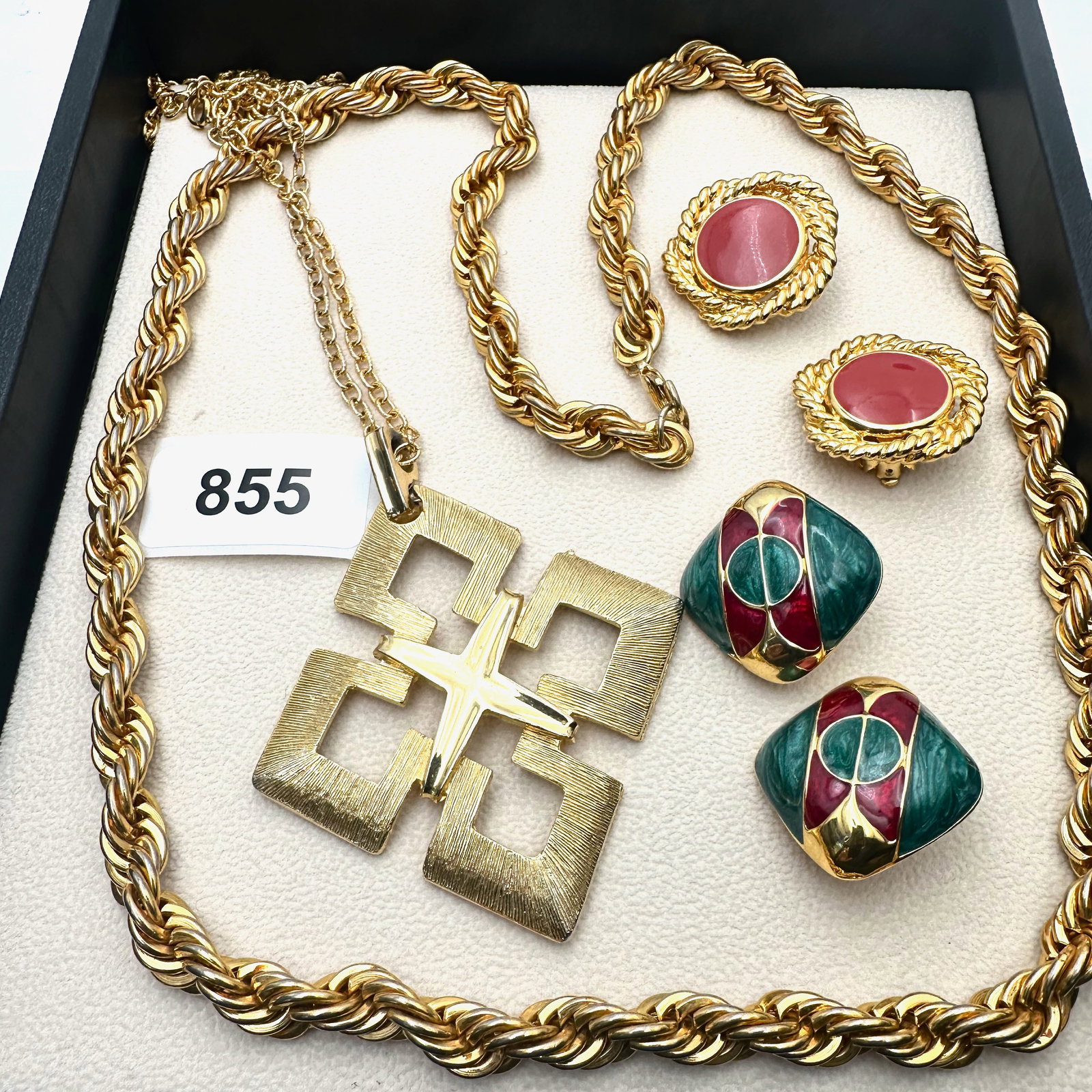 Vintage Group Jewelry Lot Gold Tone Necklaces and Coordinating Clip Earrings (1 of 2)