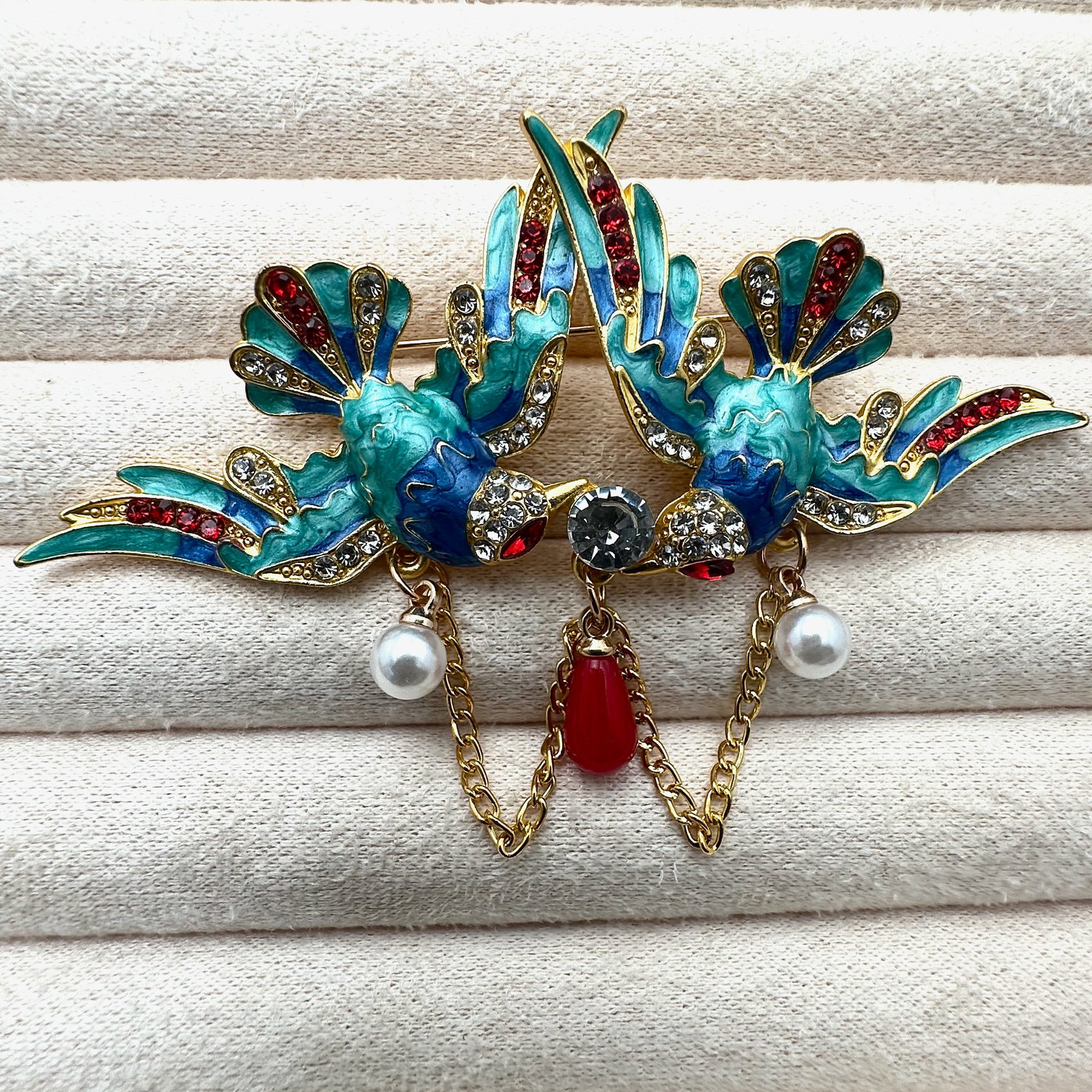 Enamel and Rhinestone Multicolor Gold Tone Birds Pin Brooch 3 Inch (1 of 2)