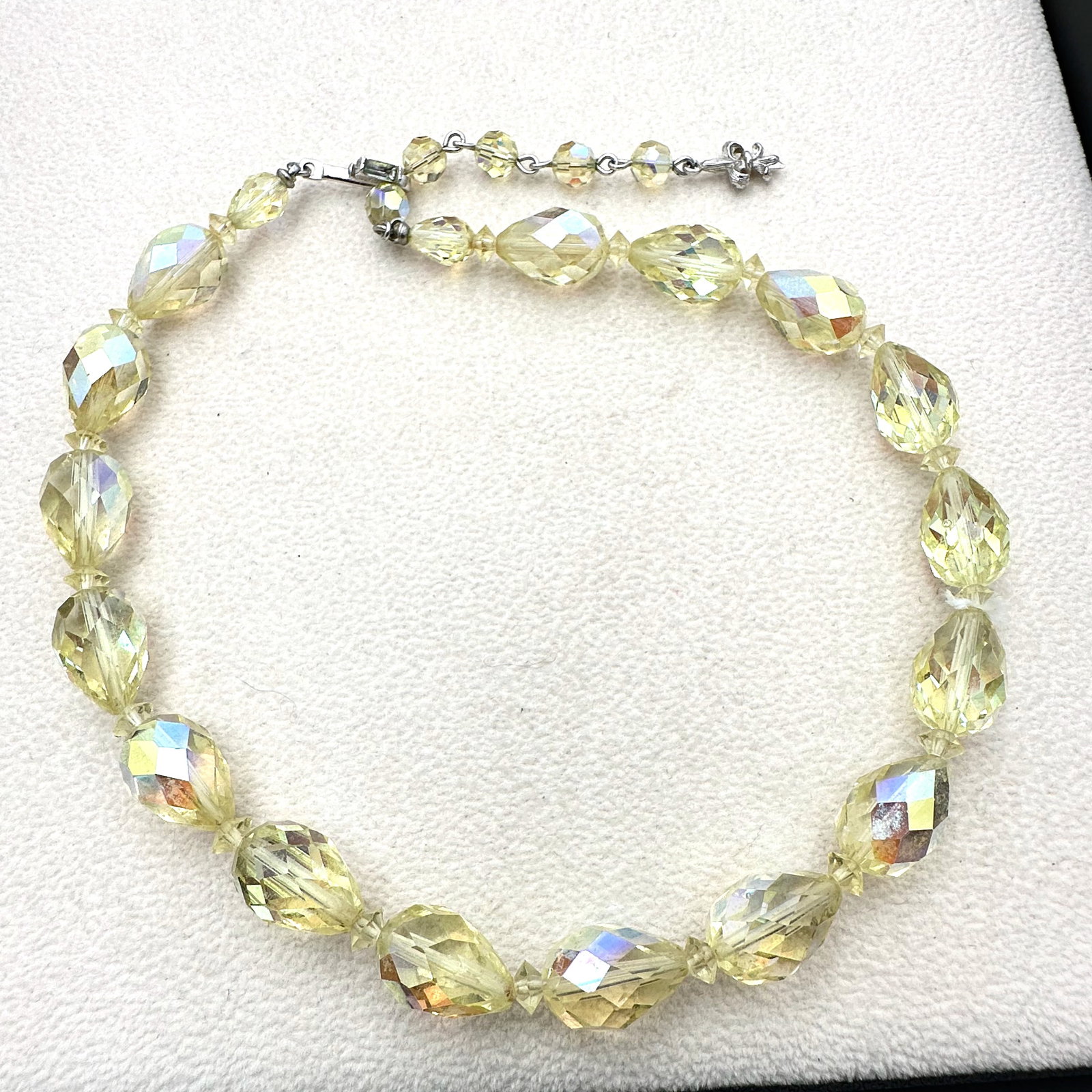Vintage Vendome Yellow Aurora Borealis Crystal Bead Silver Tone Necklace 16 Inch: Vintage Vendome Yellow Aurora Borealis Crystal Bead Silver Tone Necklace 16 Inch