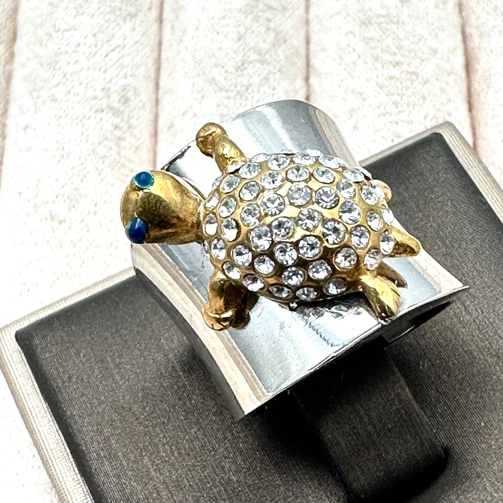 Clear Crystal Silver and Gold Plated Stainless Steel Ring Size 6: Clear Crystal Silver and Gold Plated Stainless Steel Ring Size 7
