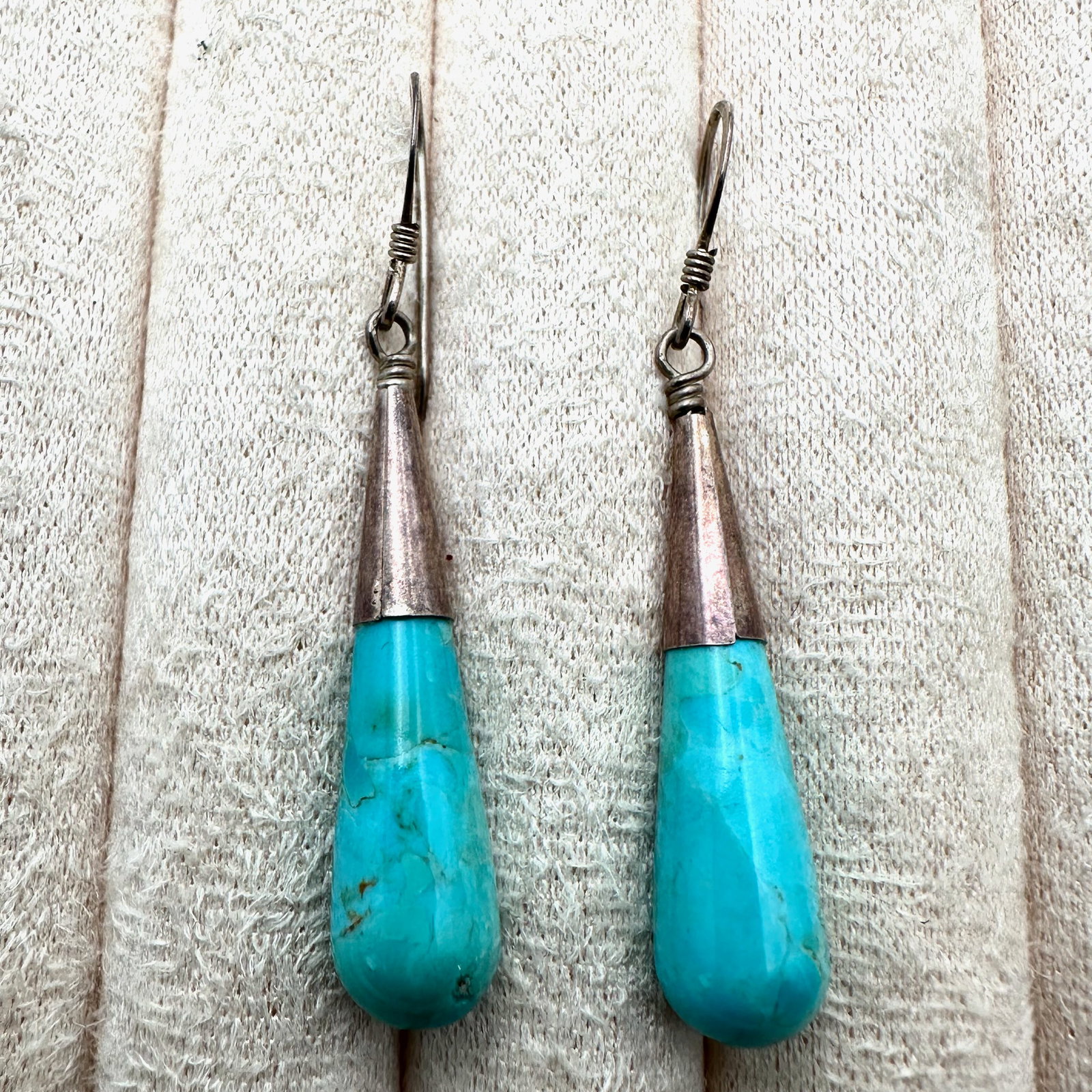 Sterling Silver Turquoise Drop Pierced Earrings 1.75 Inch: Sterling Silver Turquoise Drop Pierced Earrings 1.75 Inch