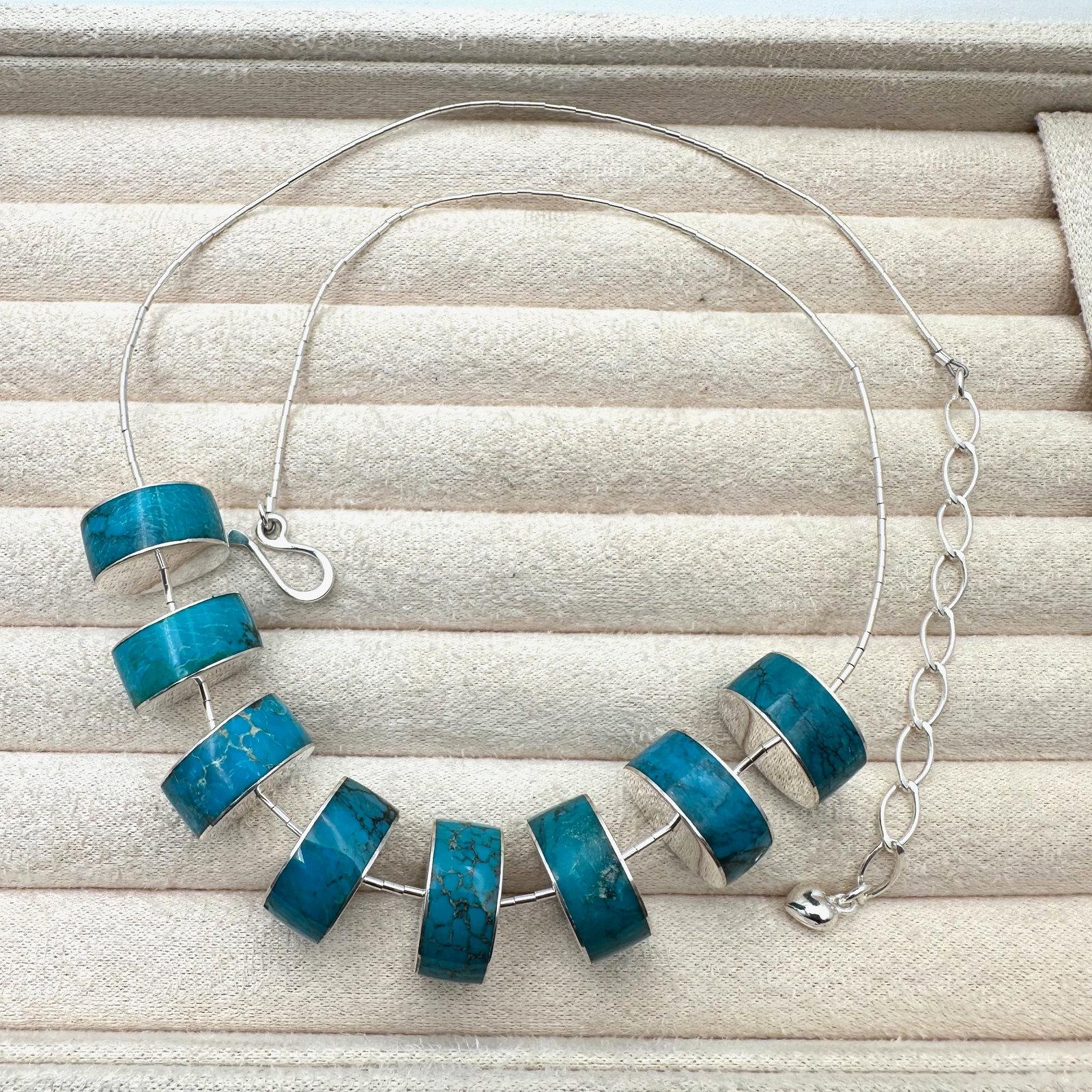 Jay King Desert Rose Trading Inlay Turquoise Sterling Silver Necklace 18 to 20 Inch: Jay King Desert Rose Trading Inlay Turquoise Sterling Silver Necklace 18 to 20 Inch