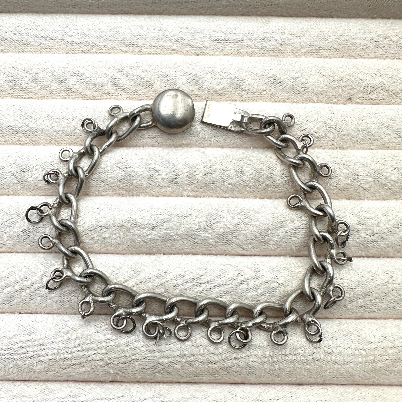 Vintage Mexico Sterling Silver Charm Bracelet 7.5 Inch Ready for Your Charms Weight 22 Grams: Vintage Mexico Sterling Silver Charm Bracelet 7.5 Inch Ready for Your Charms Weight 22 Grams
