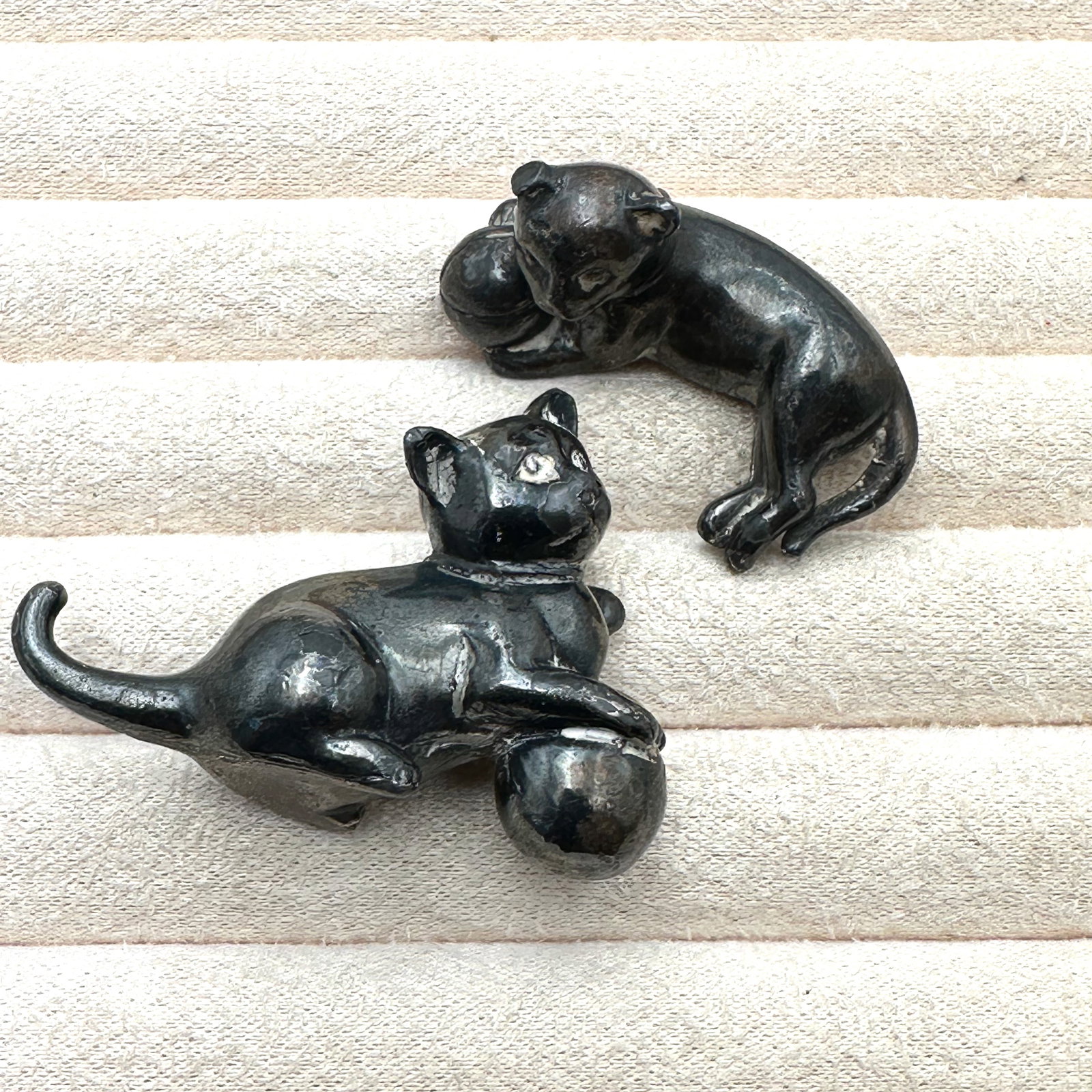 Group of Two Sterling Silver Cats Playing with Balls Total Weight 123 gram Each Cat Approximately (1 of 2)