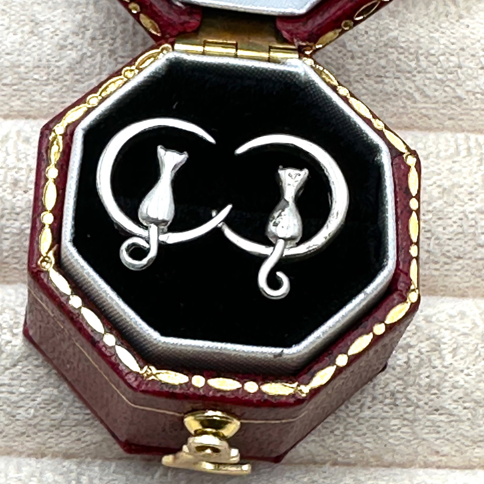 Cats Sitting on the Moon Sterling Silver Pierced Earrings Box Included: Cats Sitting on the Moon Sterling Silver Pierced Earrings Box Included