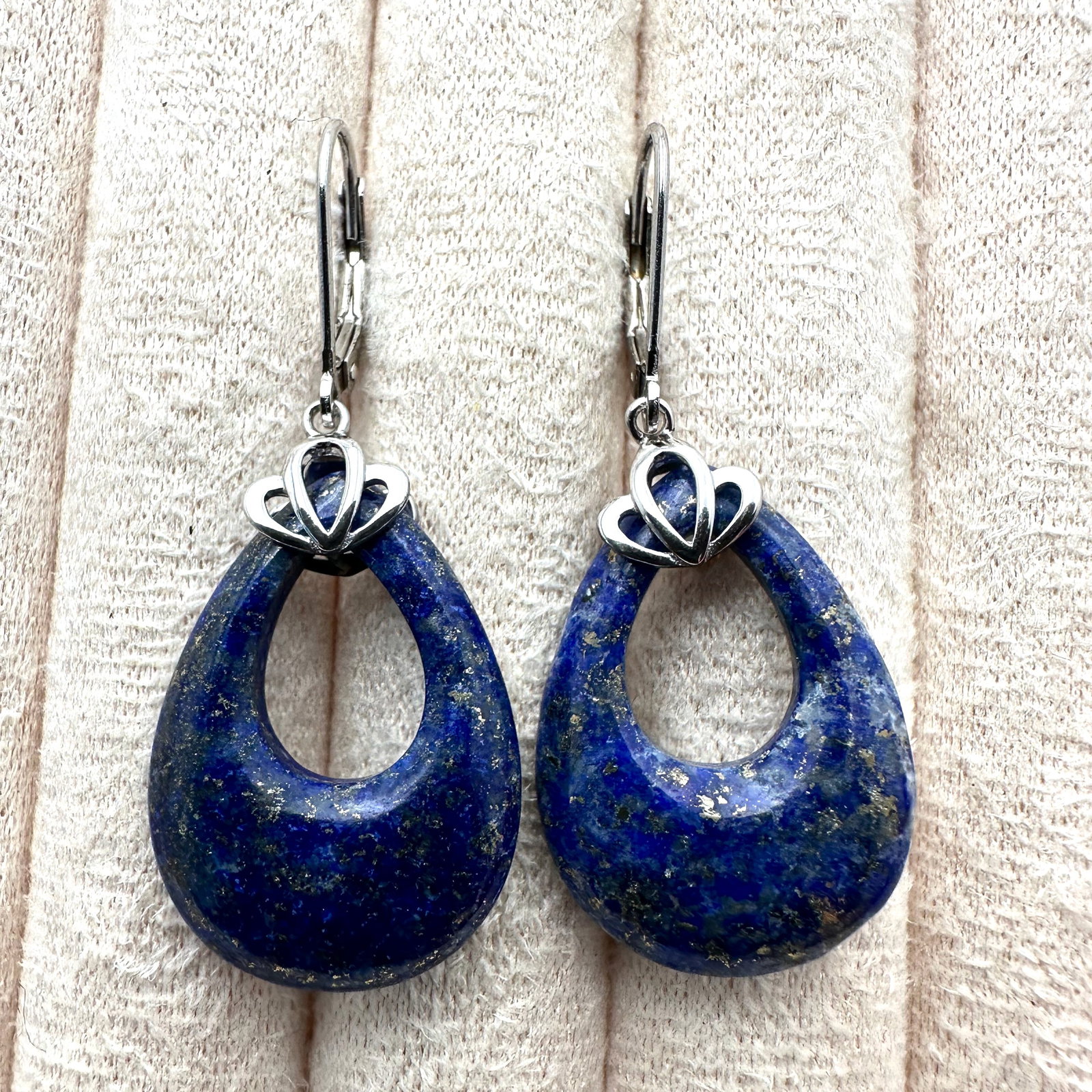 Blue Lapis Lazuli Gemstone Sterling Silver Pierced Earrings 1.75 Inch: Blue Lapis Lazuli Gemstone Sterling Silver Pierced Earrings 1.75 Inch